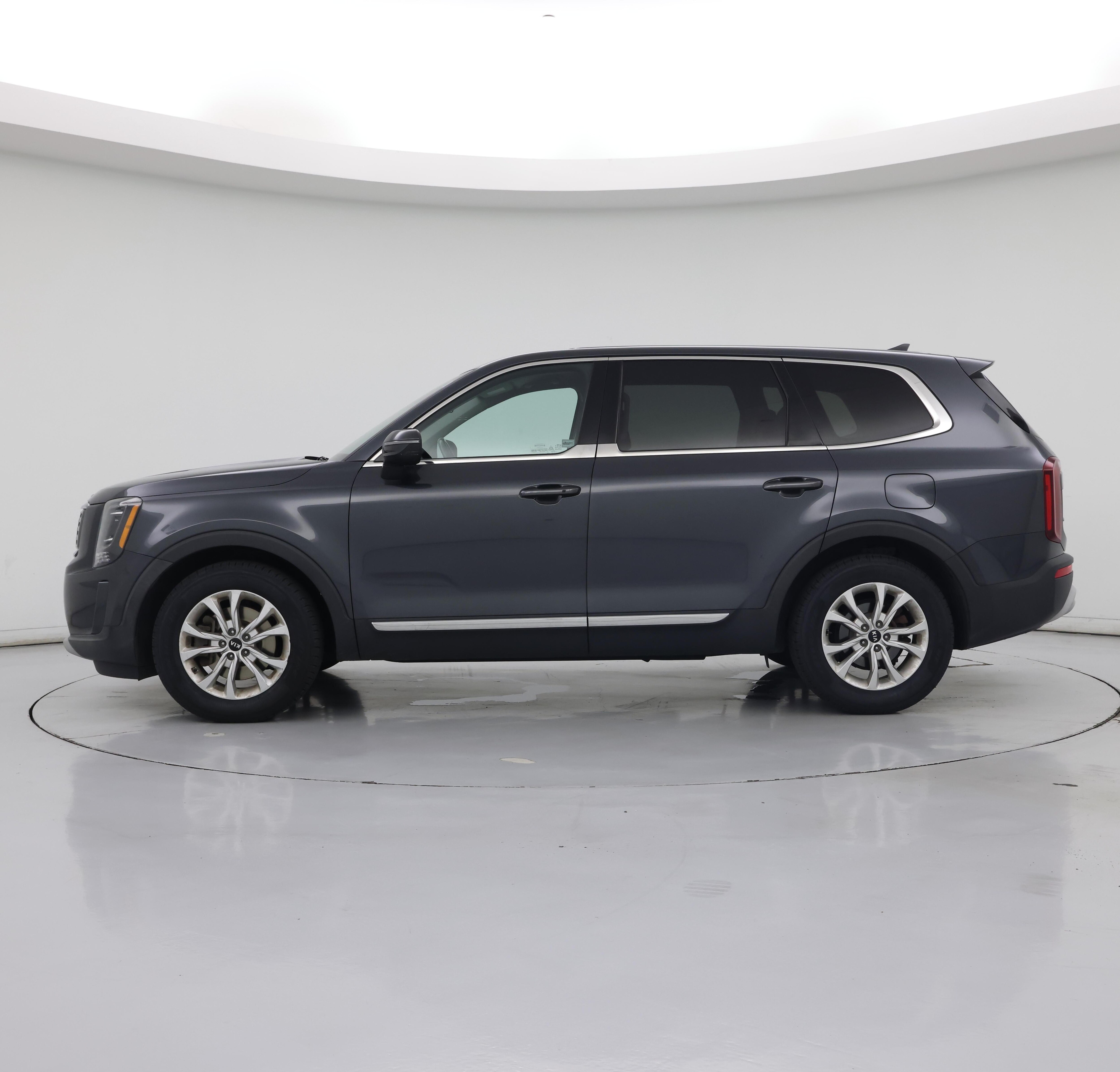 Thumbnail: 2021 Kia Telluride - 3