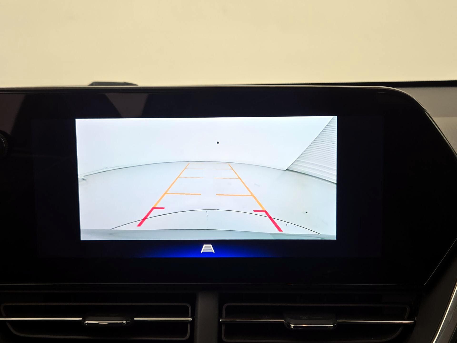 Thumbnail: 2025 Chevrolet Trax - 14