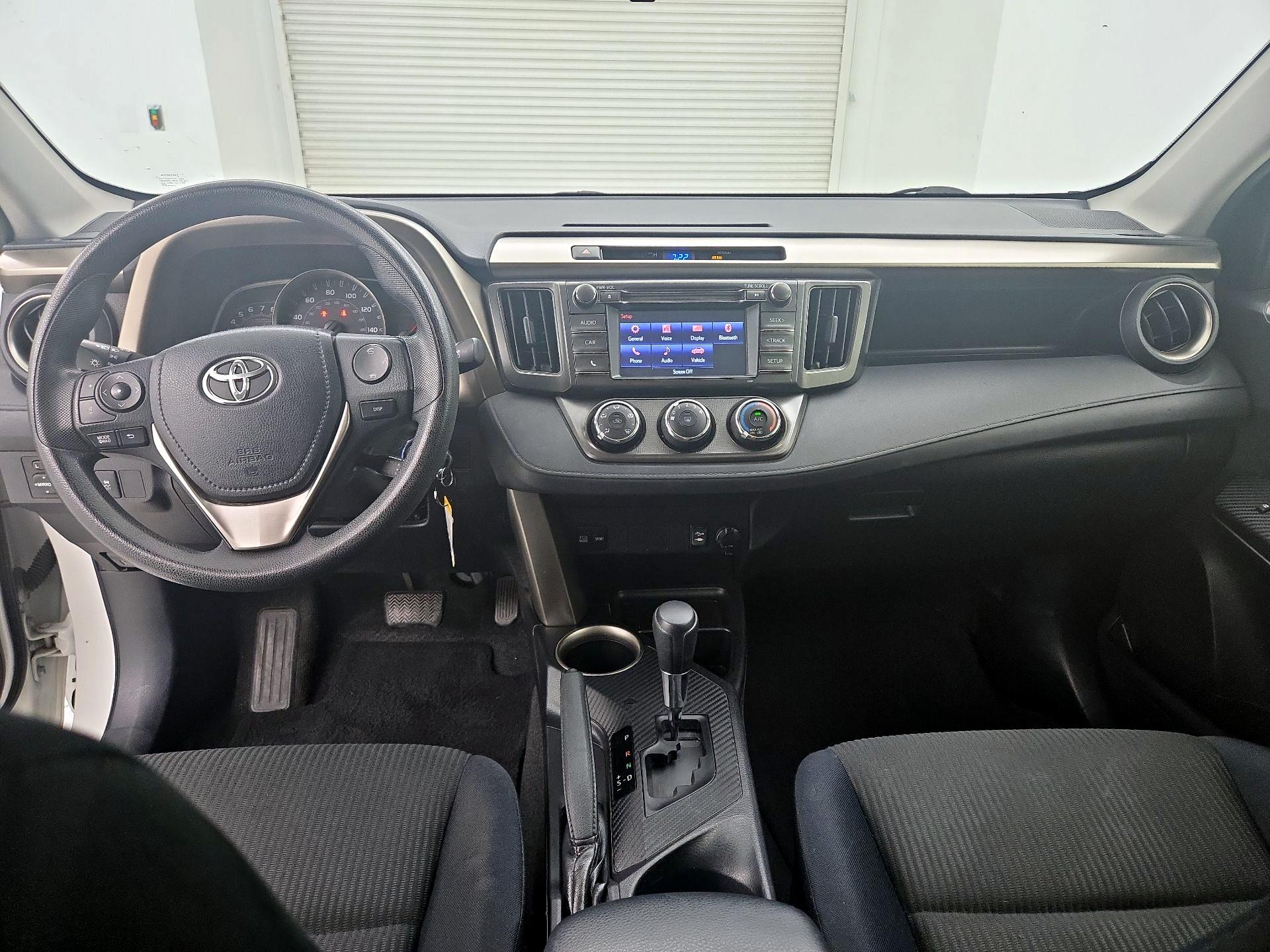 Thumbnail: 2014 Toyota RAV4 - 9