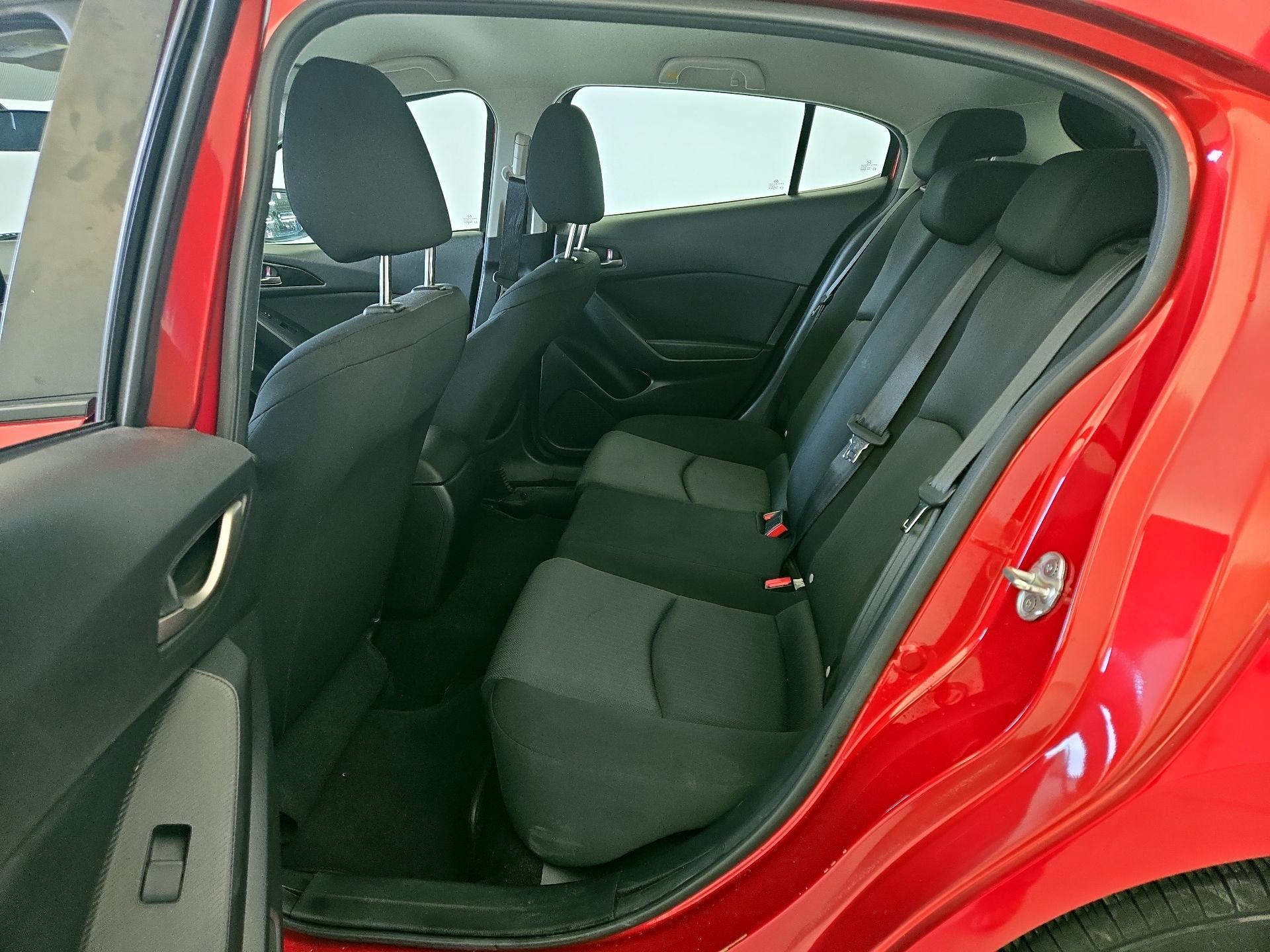 Thumbnail: 2016 Mazda Mazda3 - 19