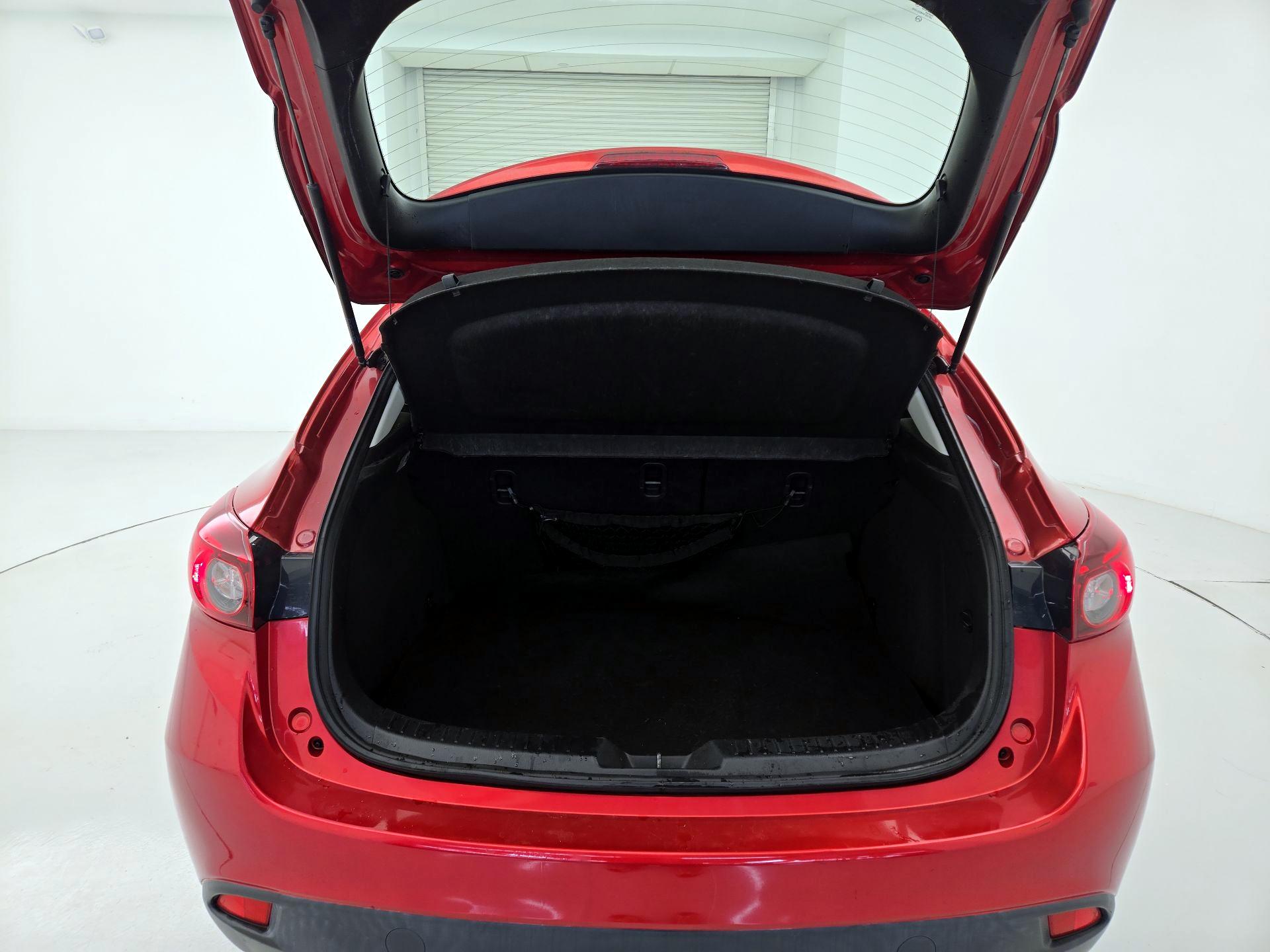 Thumbnail: 2016 Mazda Mazda3 - 20