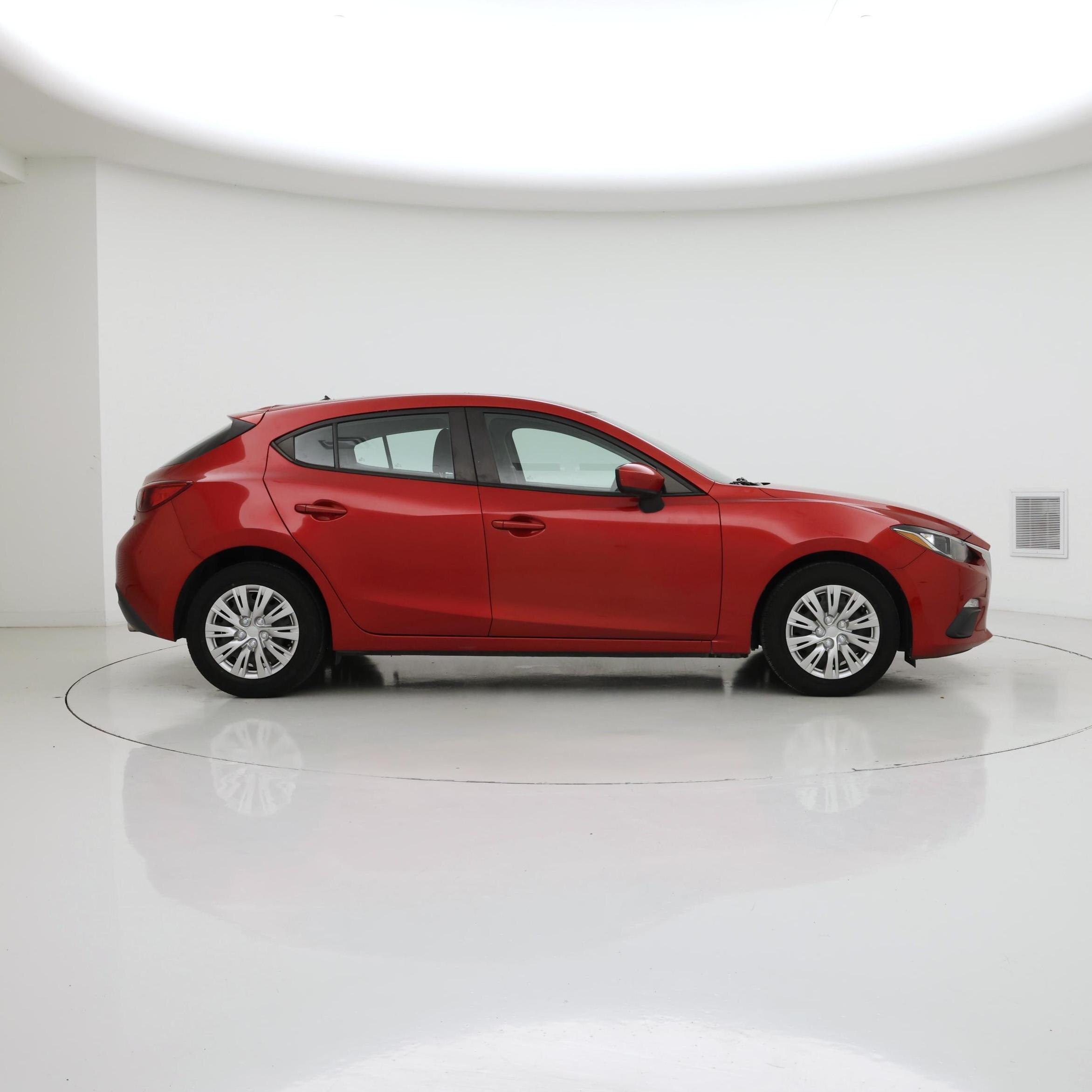 Thumbnail: 2016 Mazda Mazda3 - 7