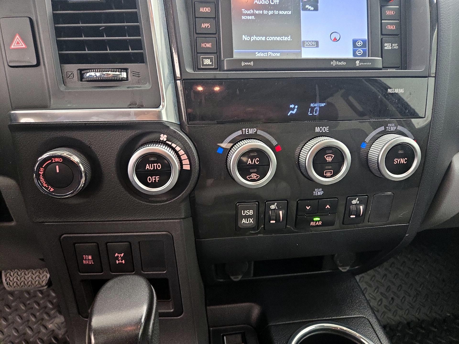 Thumbnail: 2018 Toyota Sequoia - 15