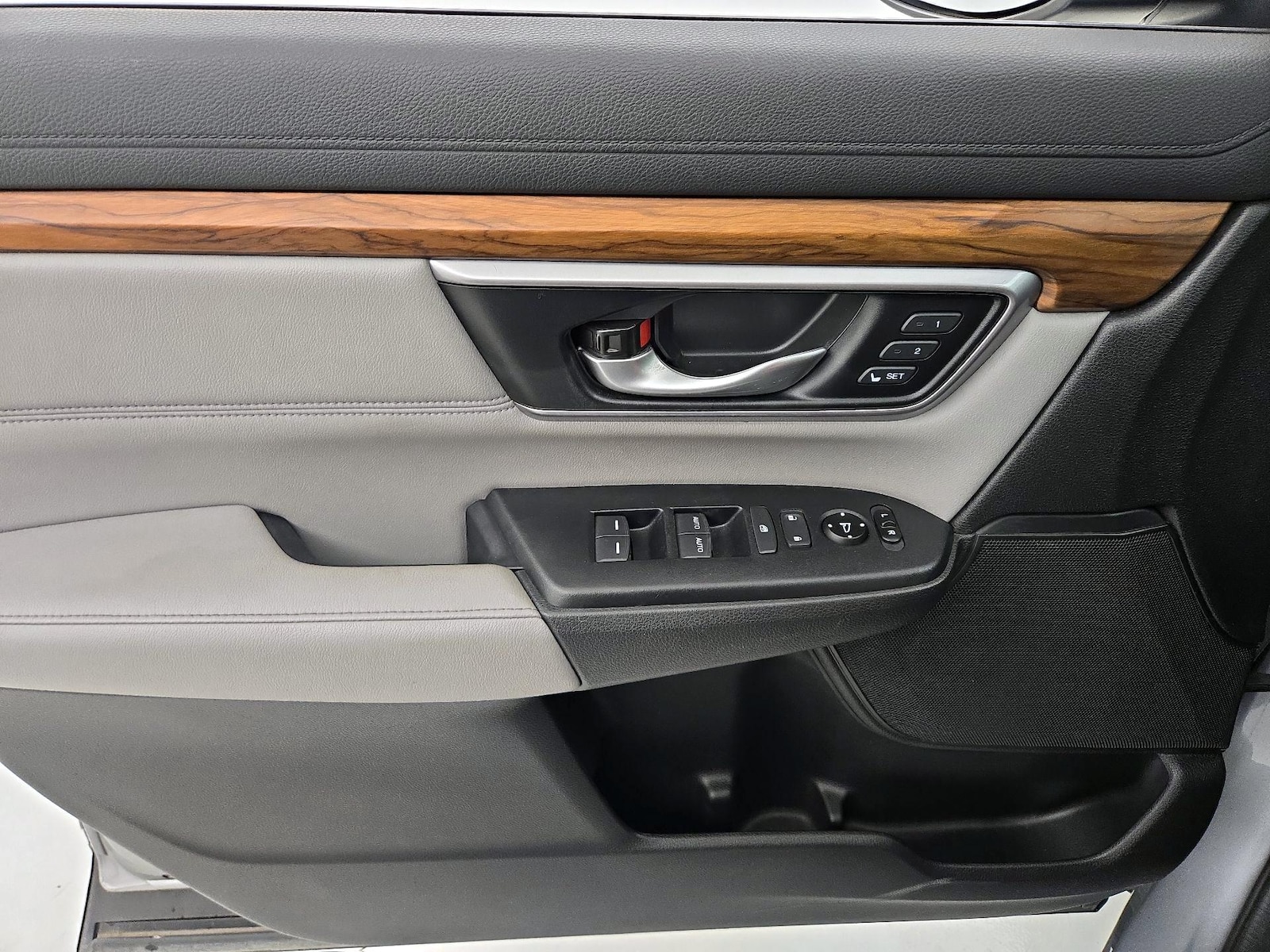 2018 Honda CR-V Touring - Photo 13