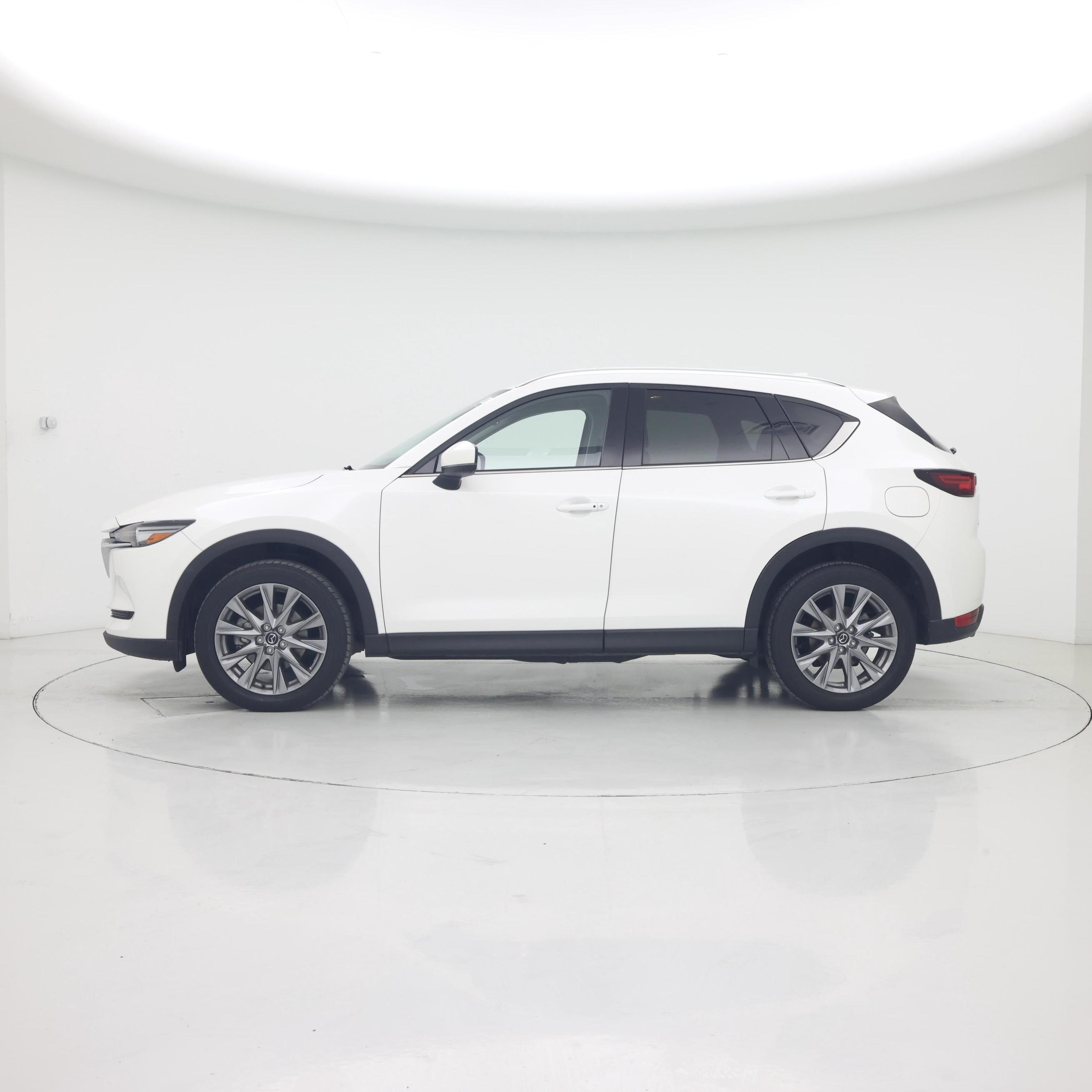 Thumbnail: 2021 Mazda CX-5 - 3