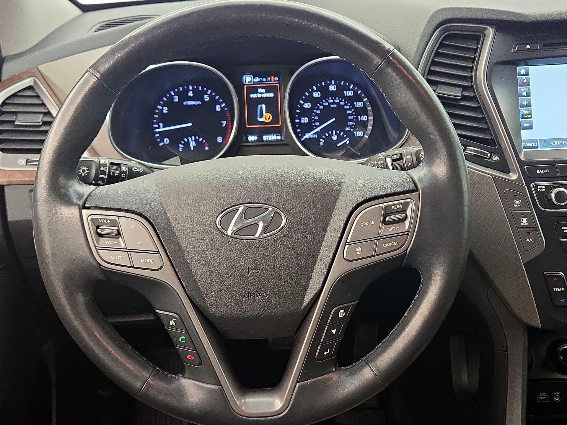 Thumbnail: 2018 Hyundai Santa Fe - 10