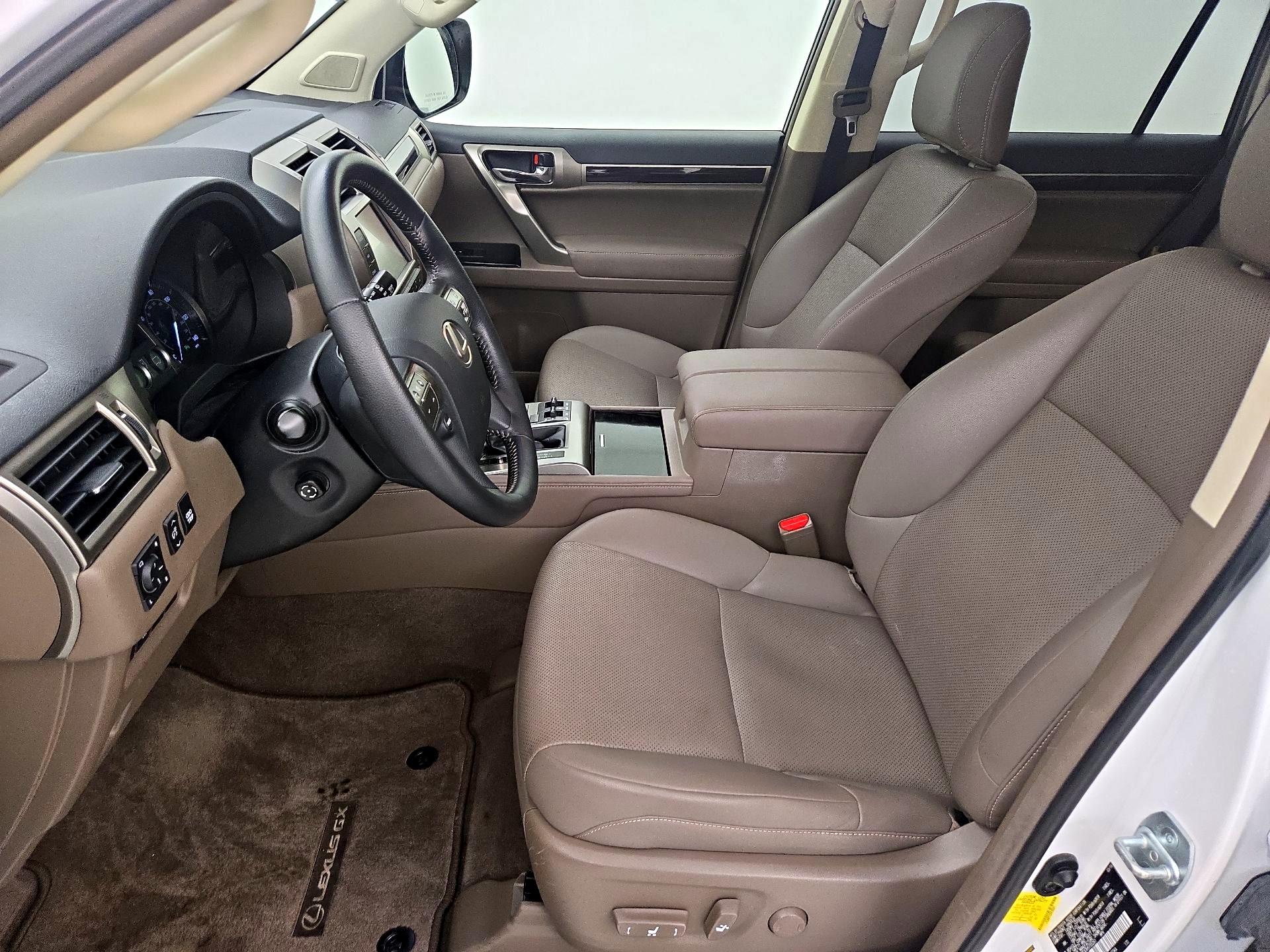 Thumbnail: 2017 Lexus GX - 11