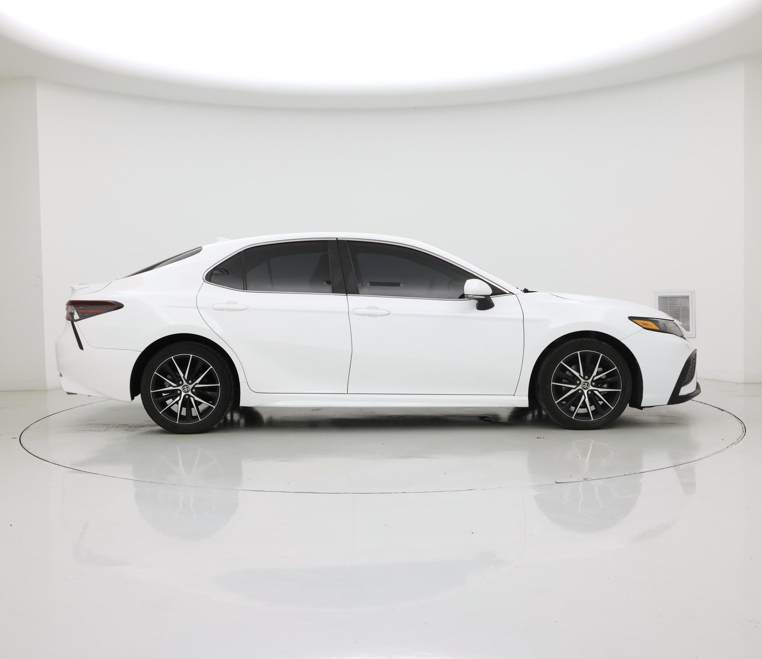 Thumbnail: 2023 Toyota Camry - 7