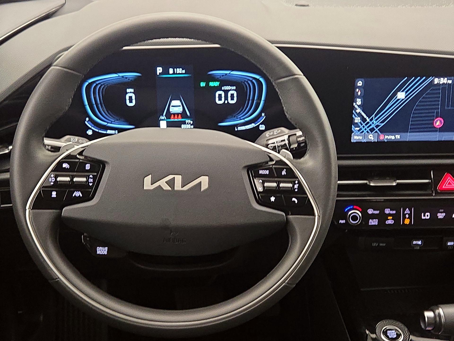 Thumbnail: 2025 Kia Niro - 10
