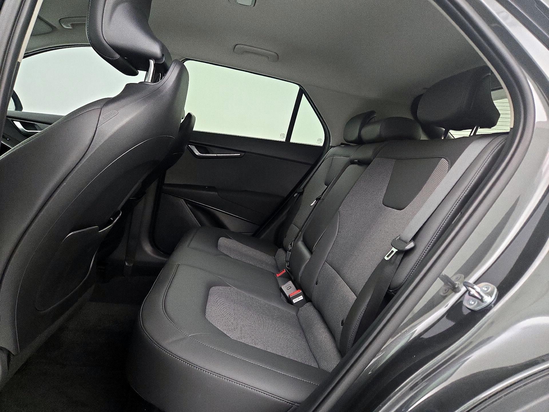 Thumbnail: 2025 Kia Niro - 20