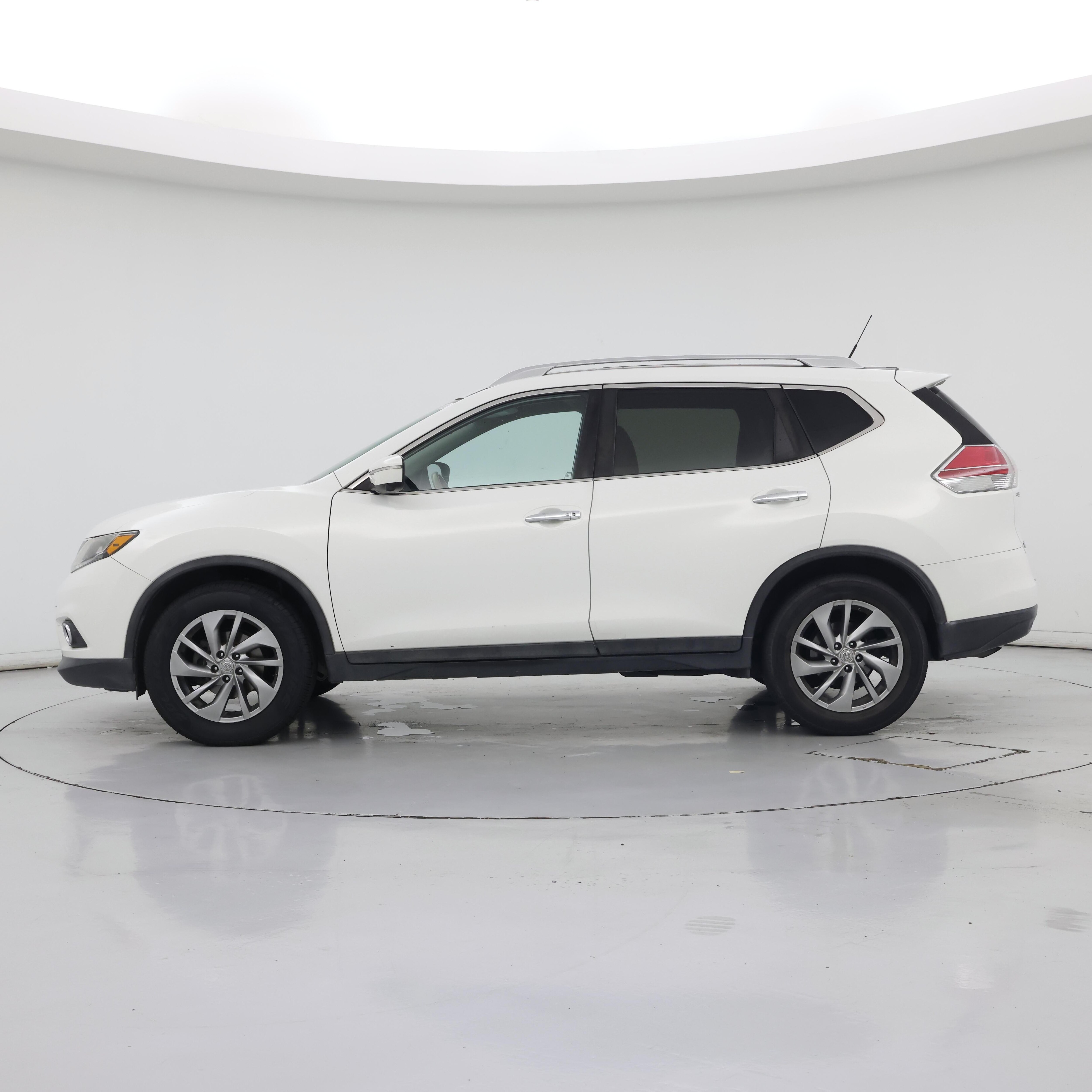Thumbnail: 2014 Nissan Rogue - 3