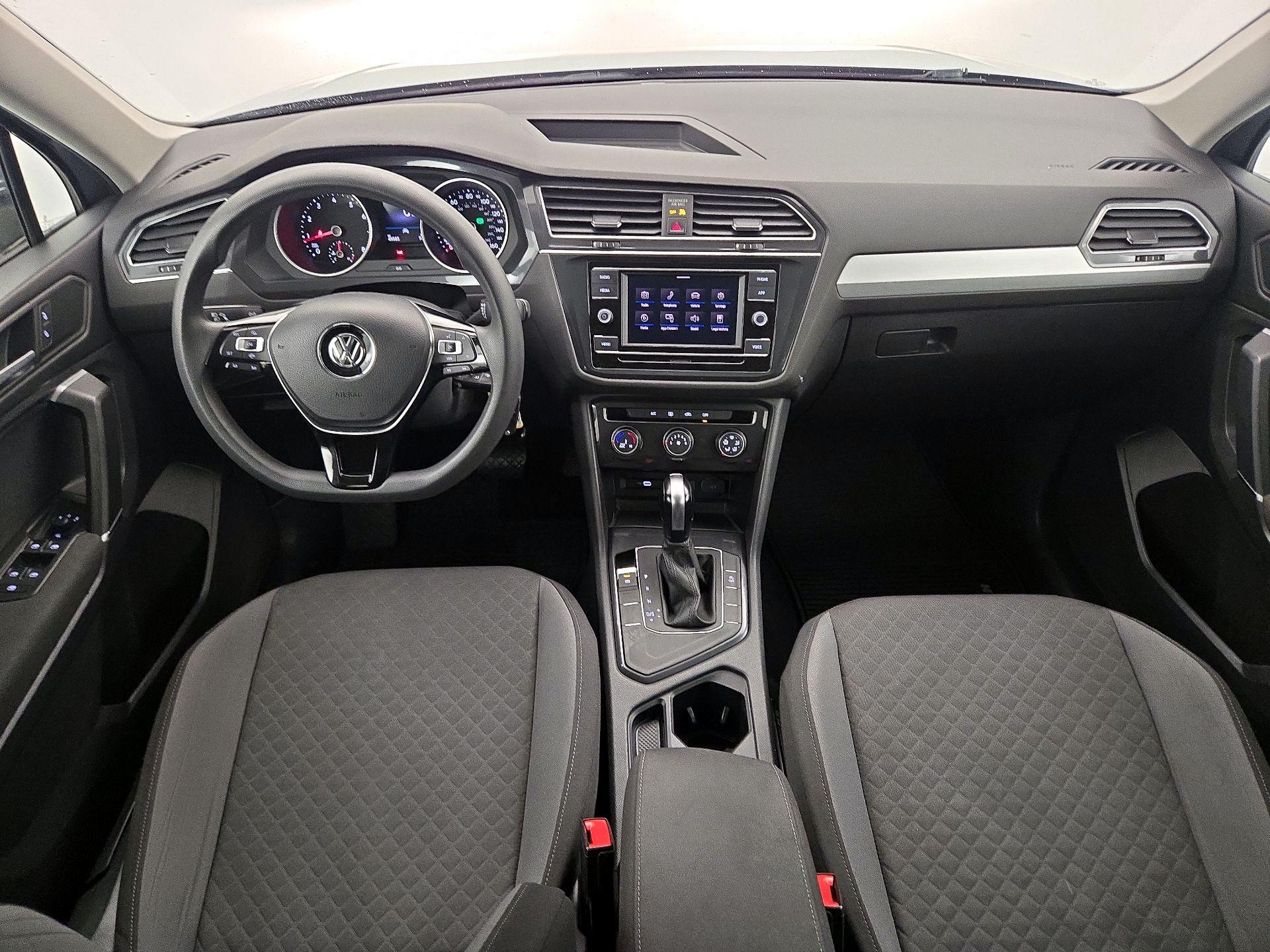 Thumbnail: 2020 Volkswagen Tiguan - 9