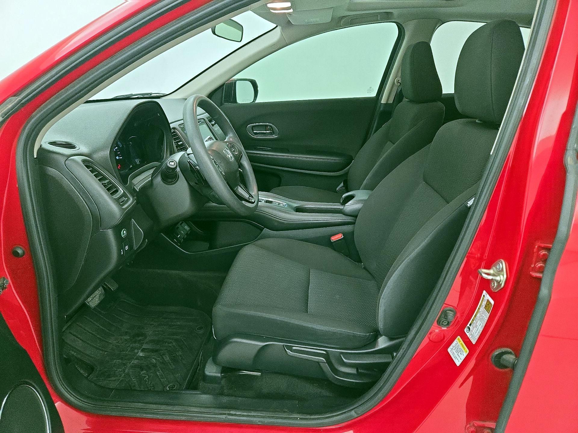 Thumbnail: 2016 Honda HR-V - 11