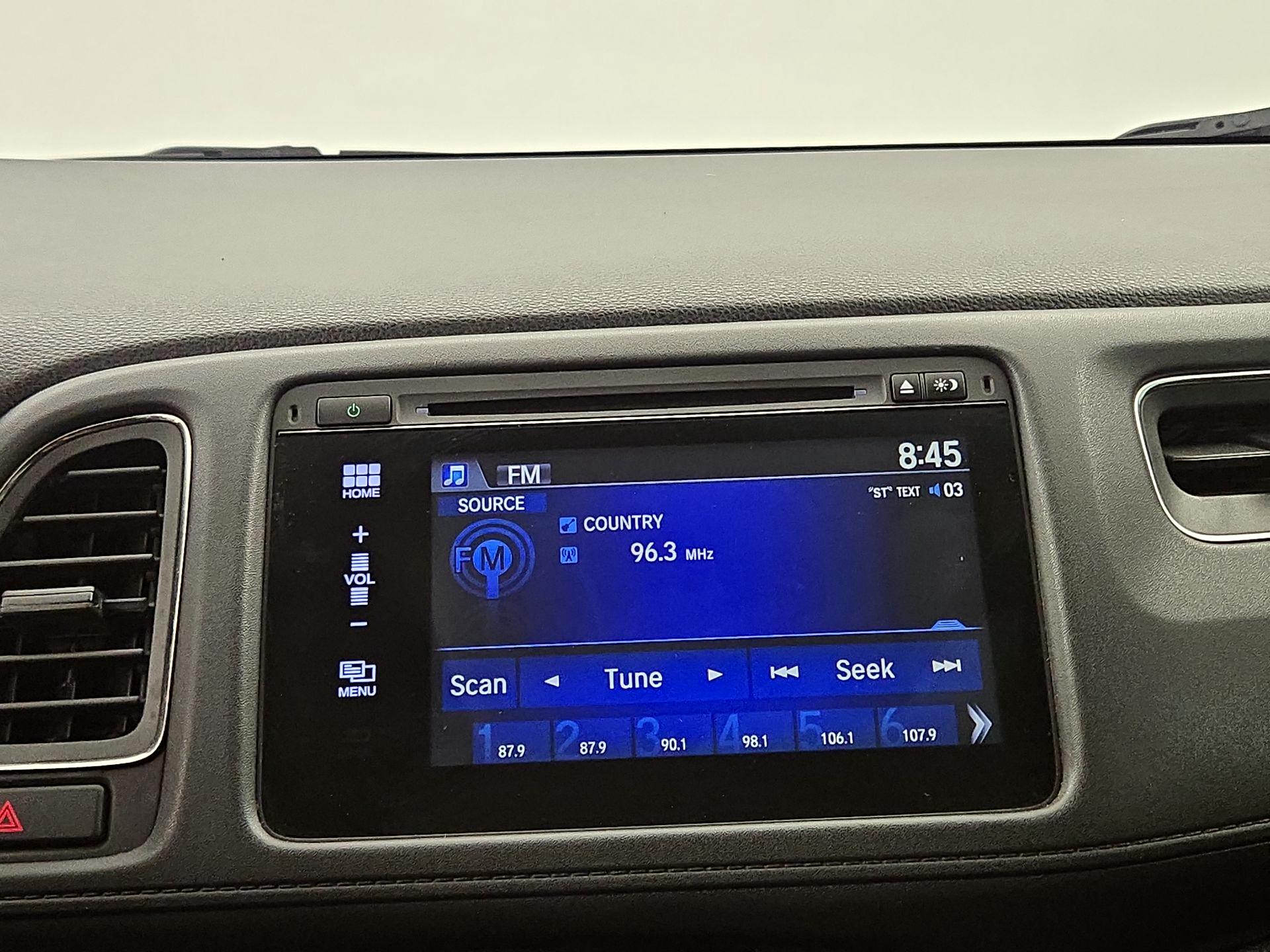 Thumbnail: 2016 Honda HR-V - 15