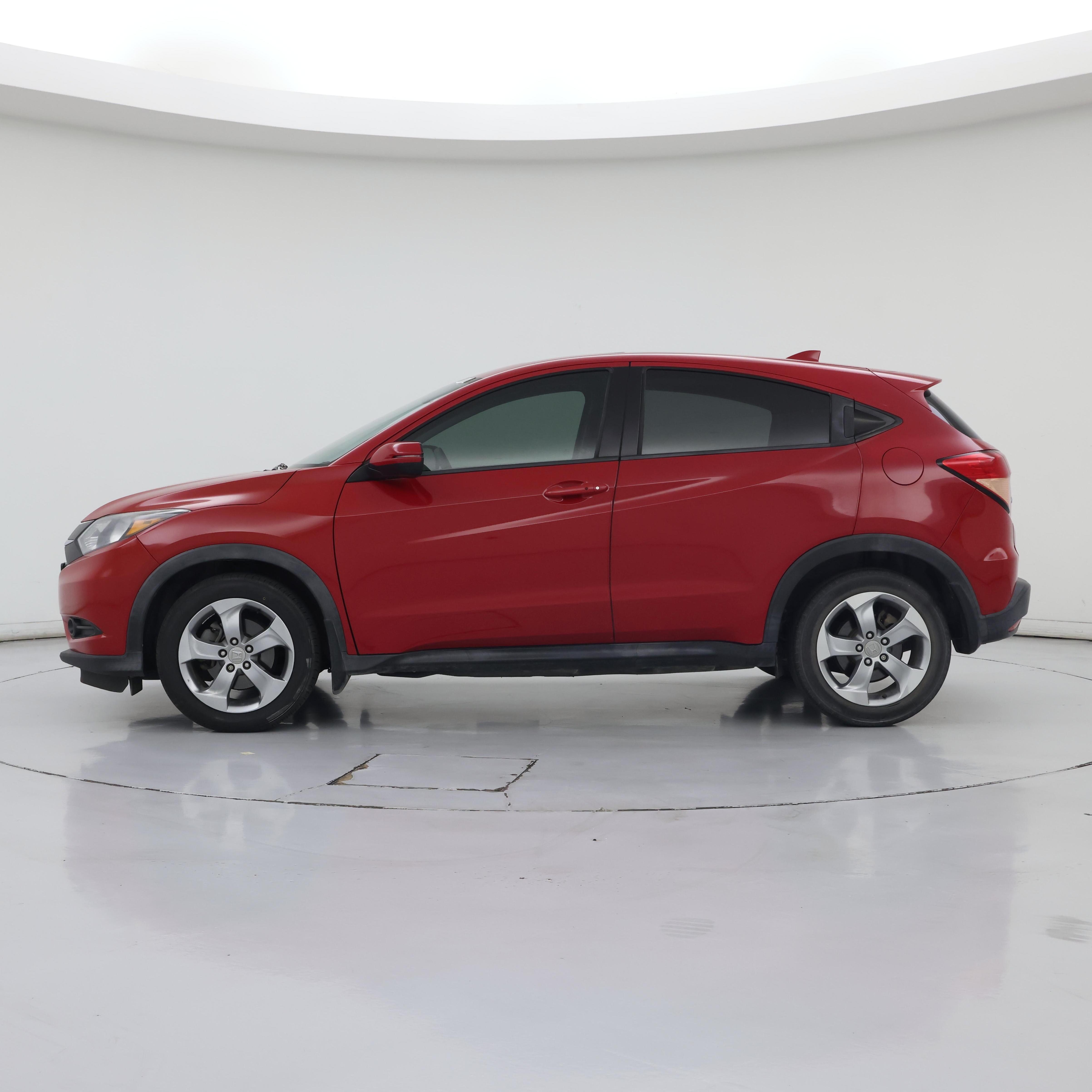 Thumbnail: 2016 Honda HR-V - 3