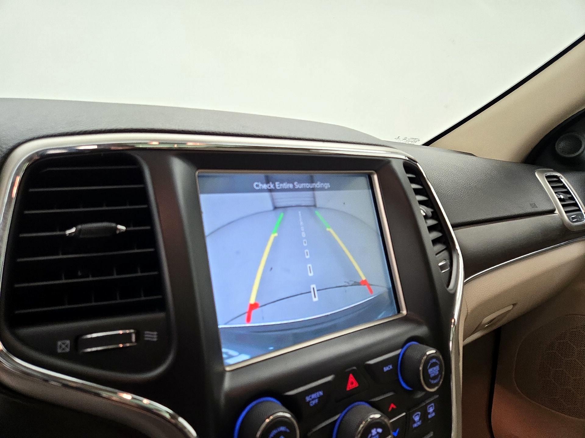 Thumbnail: 2014 Jeep Grand Cherokee - 15