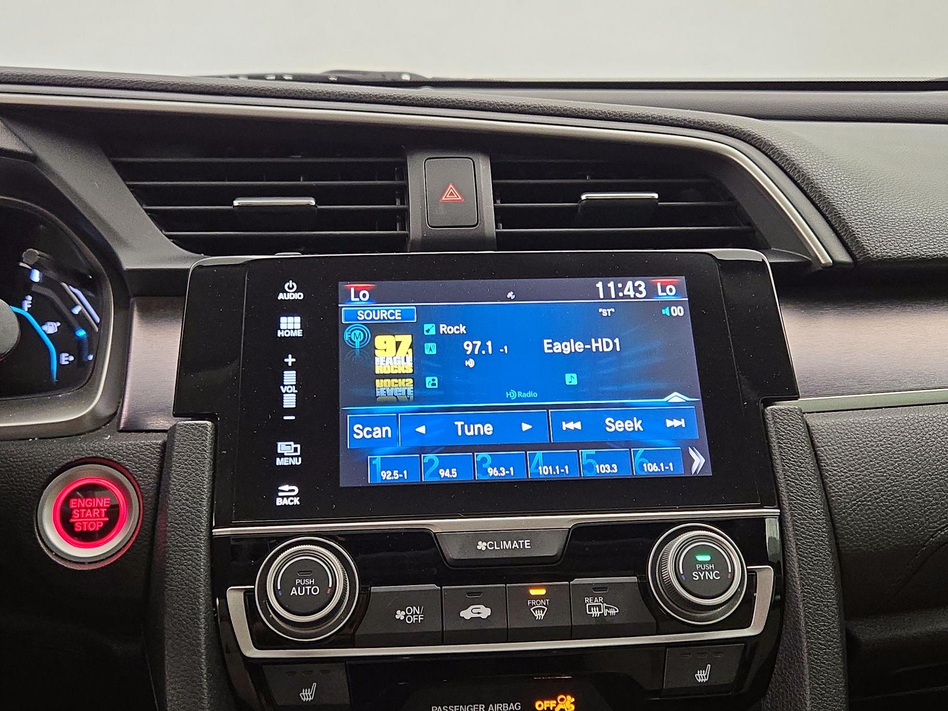 Thumbnail: 2017 Honda Civic - 15