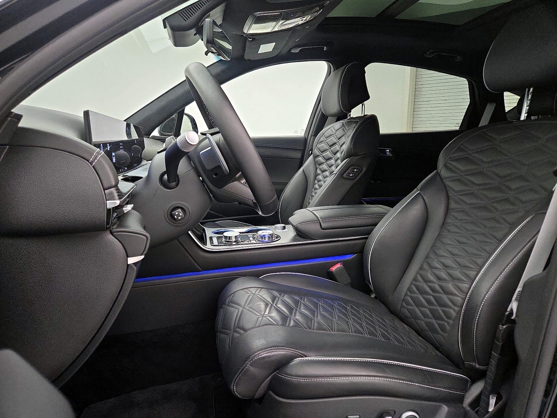 Thumbnail: 2025 Genesis GV80 - 11