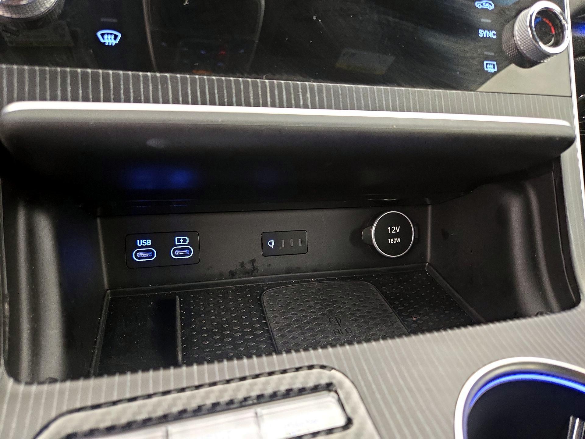 Thumbnail: 2025 Genesis GV80 - 19