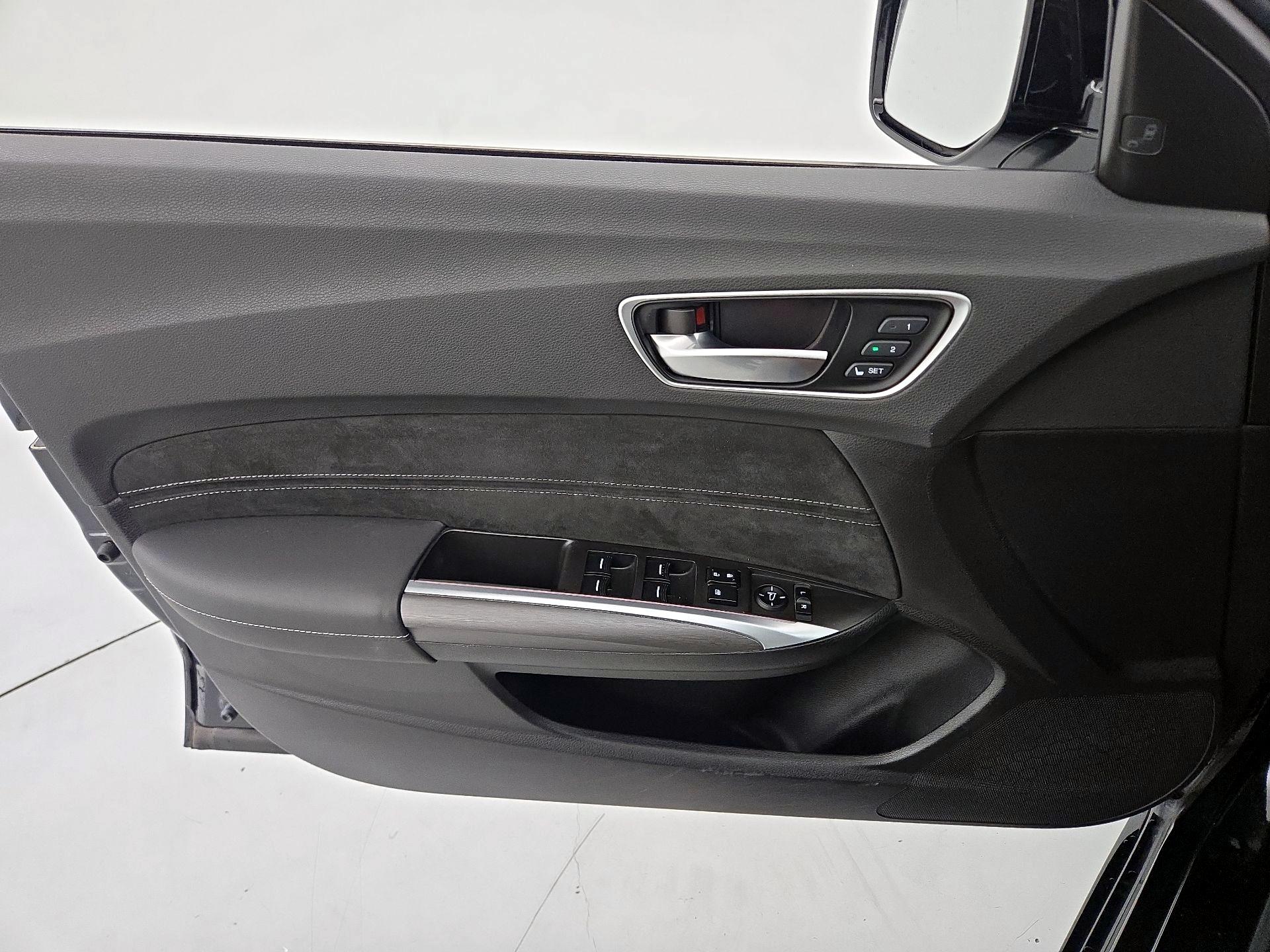 Thumbnail: 2020 Acura TLX - 12