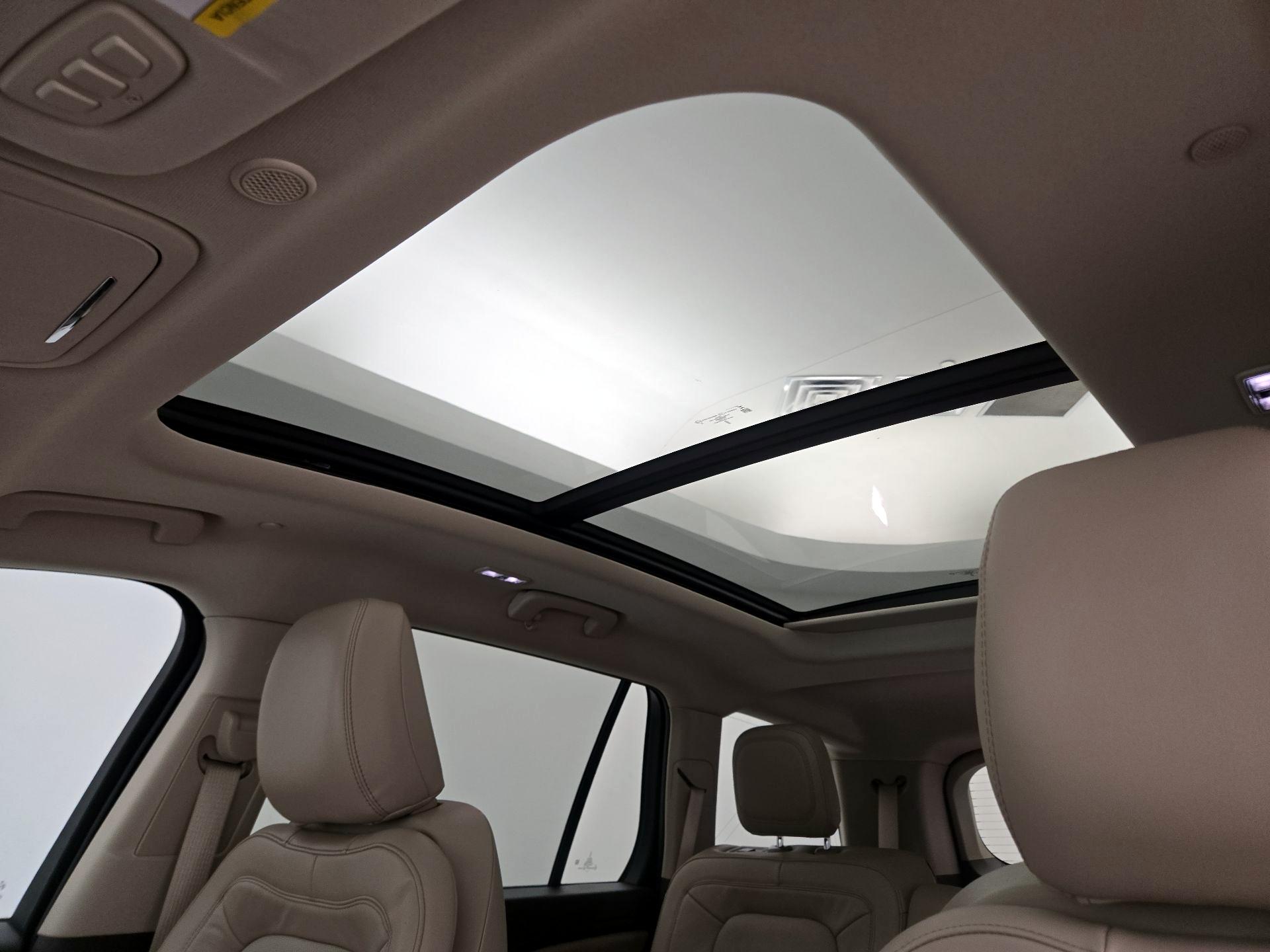 Thumbnail: 2024 Lincoln Aviator - 20