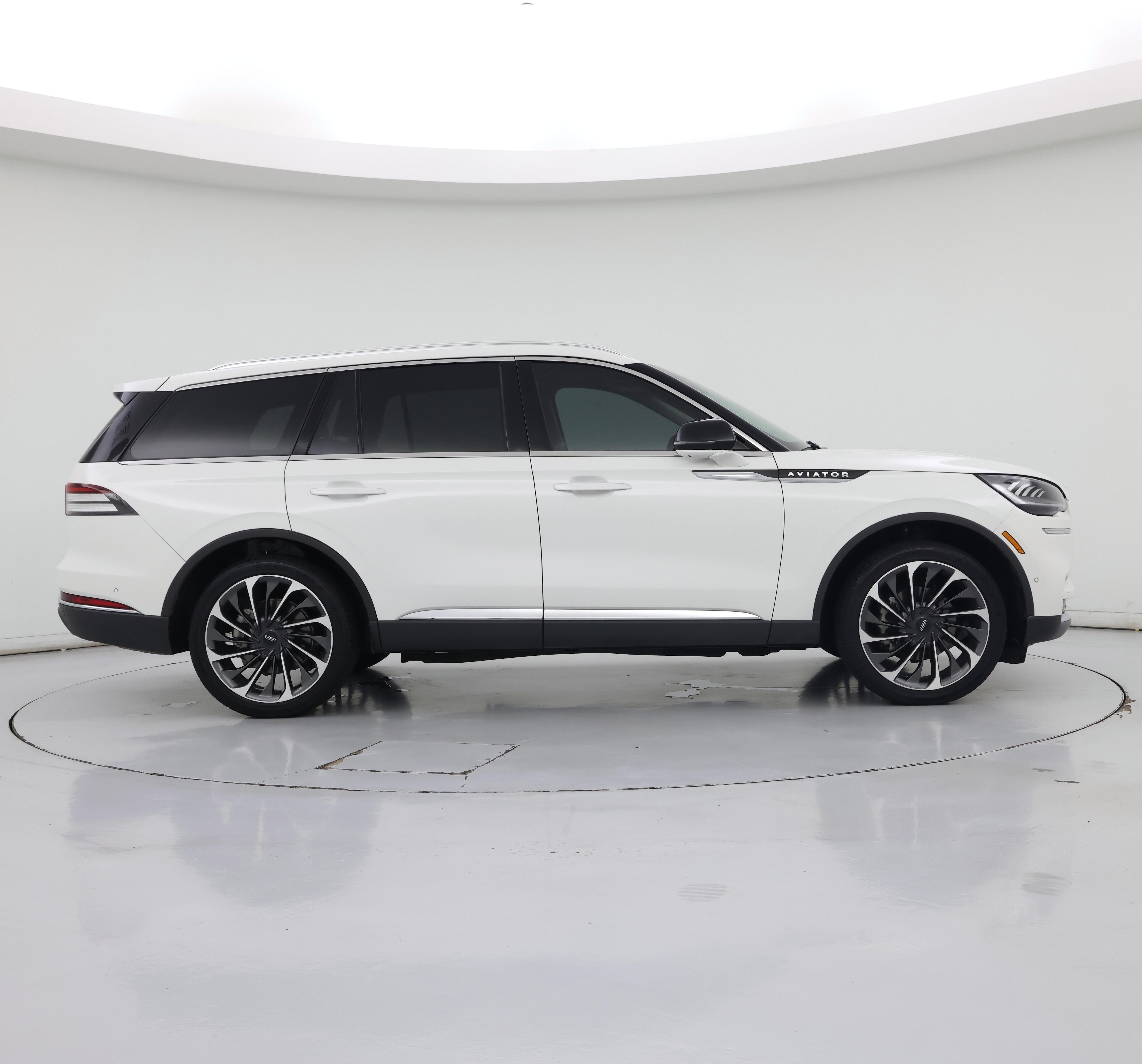Thumbnail: 2024 Lincoln Aviator - 7