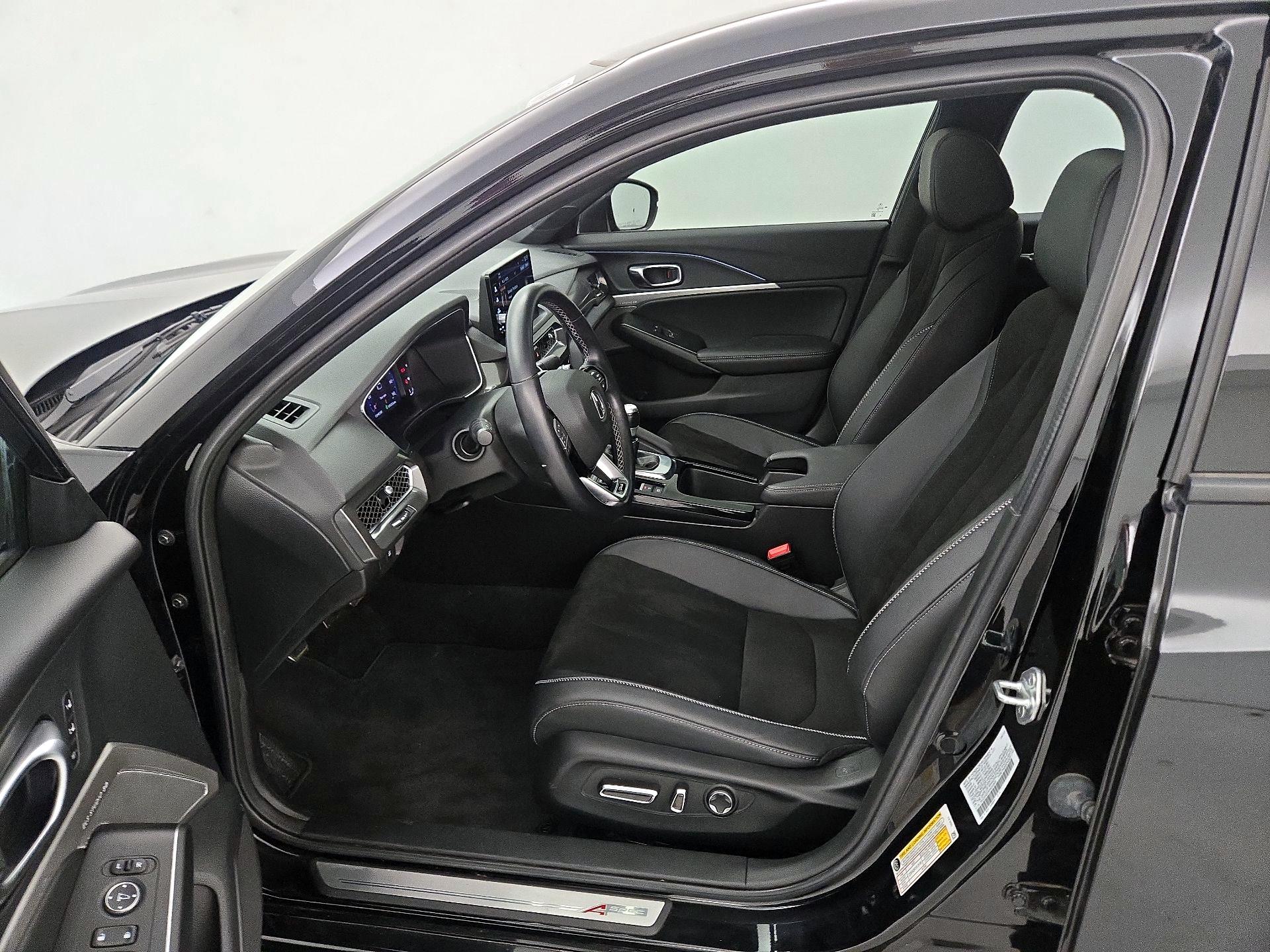 Thumbnail: 2023 Acura Integra - 11