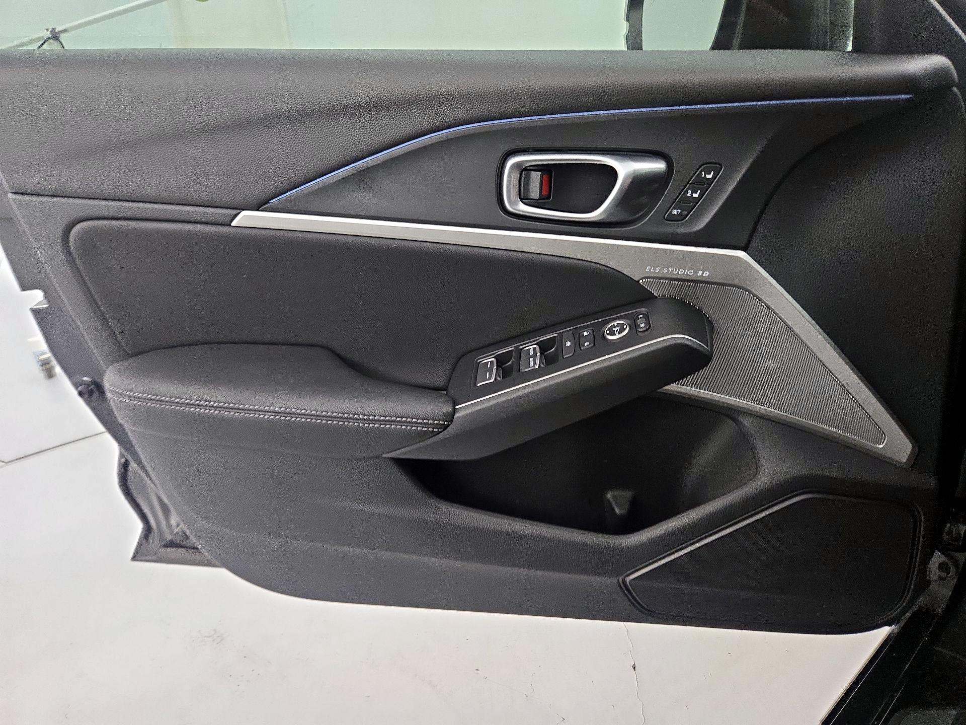 Thumbnail: 2023 Acura Integra - 12