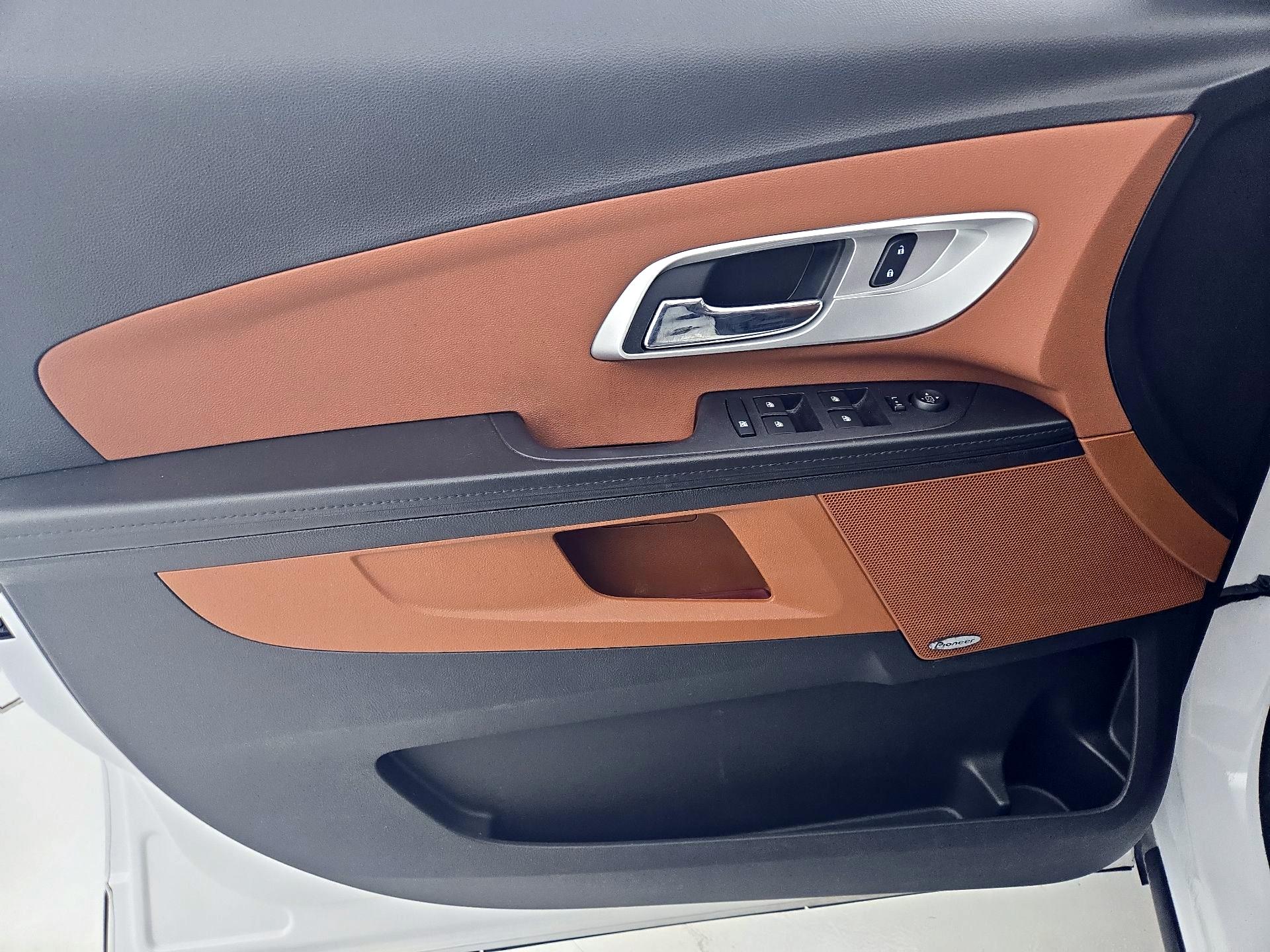 Thumbnail: 2016 Chevrolet Equinox - 12