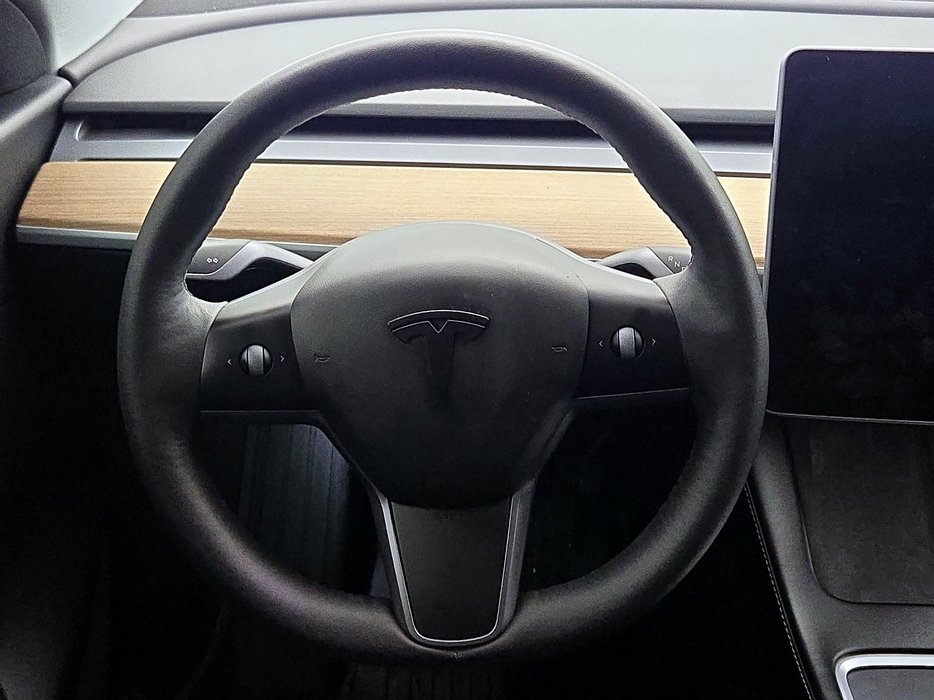 Thumbnail: 2021 Tesla Model Y - 10