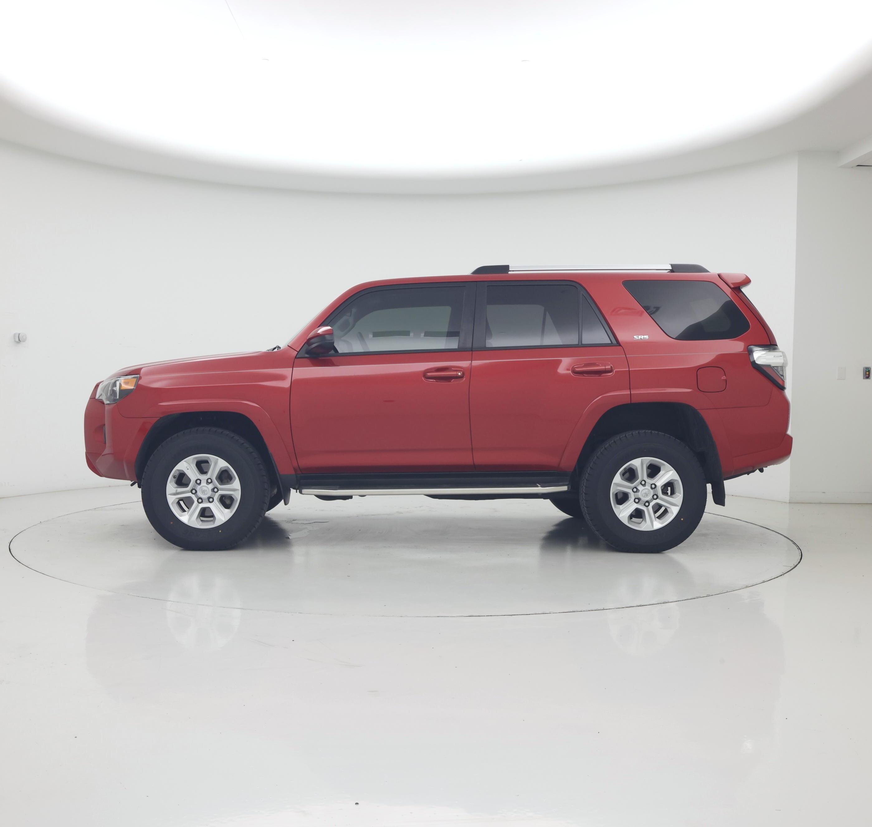 Thumbnail: 2019 Toyota 4Runner - 3