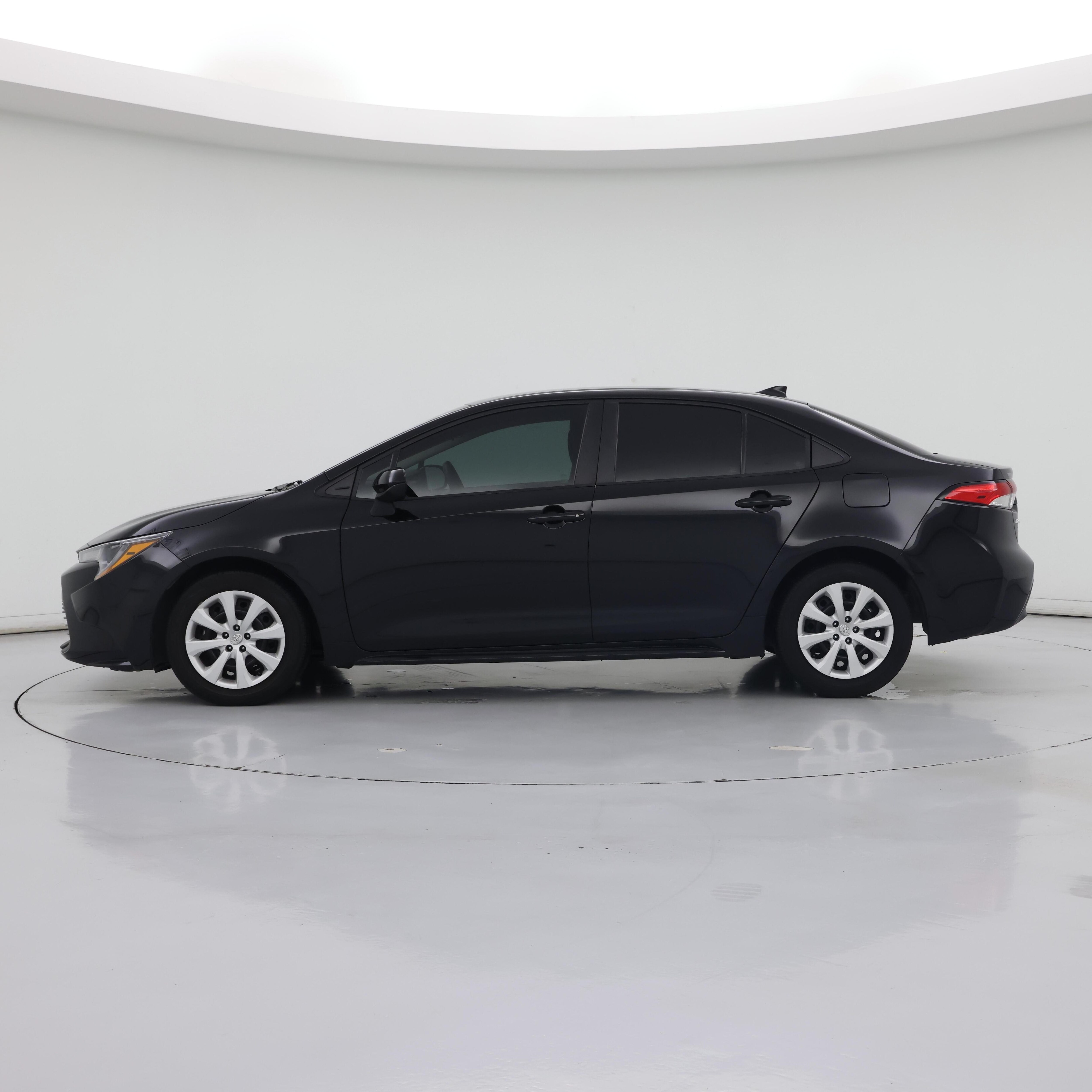 Thumbnail: 2024 Toyota Corolla - 3