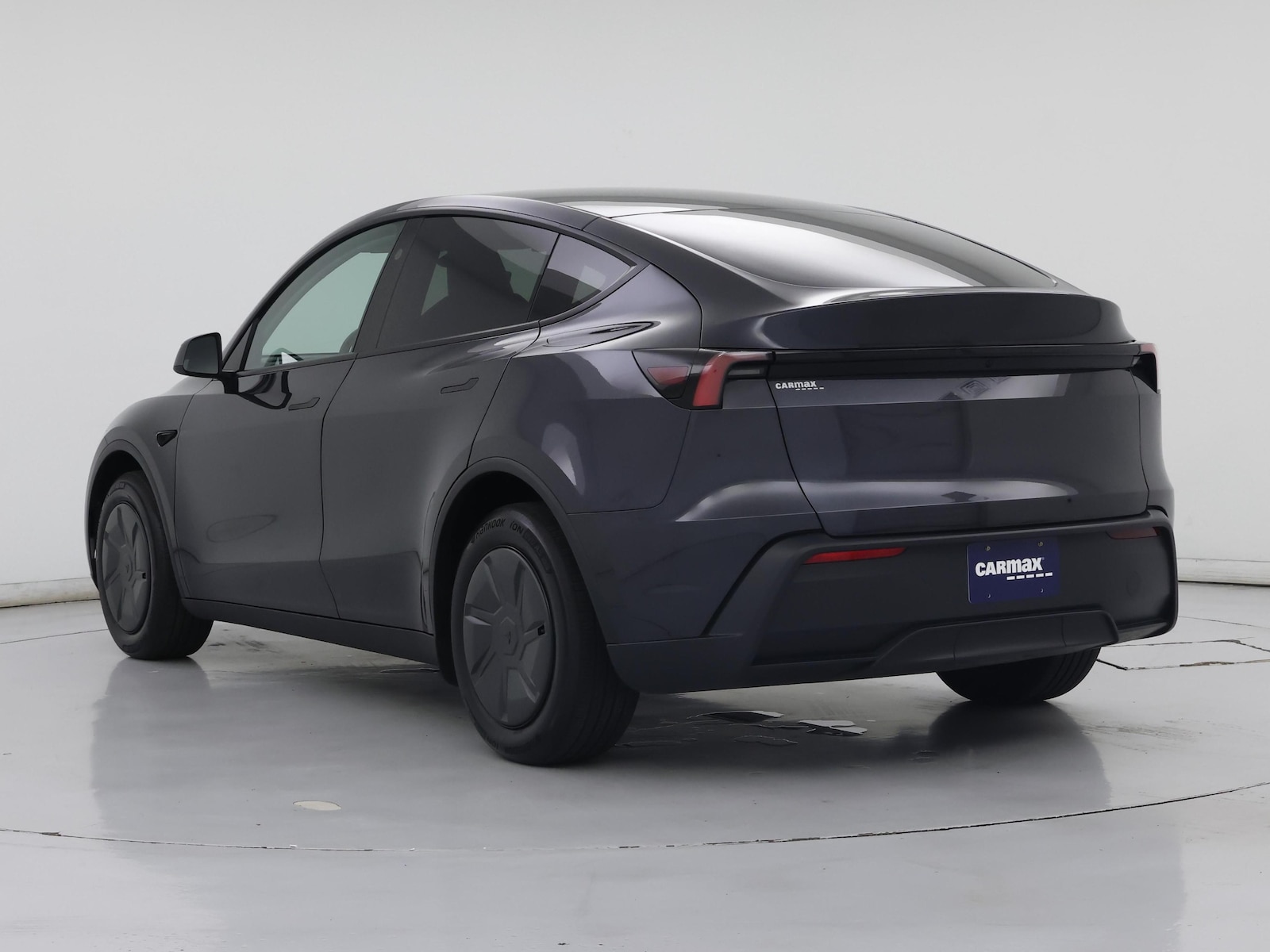 2026 Tesla Model Y Long Range - Photo 3