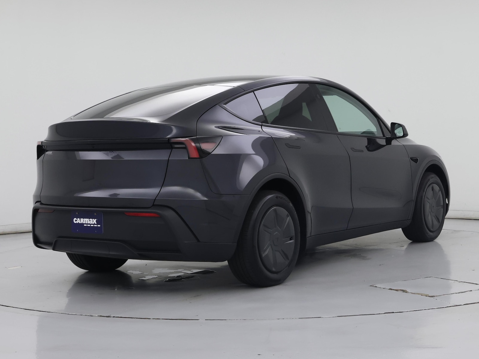 2026 Tesla Model Y Long Range - Photo 9