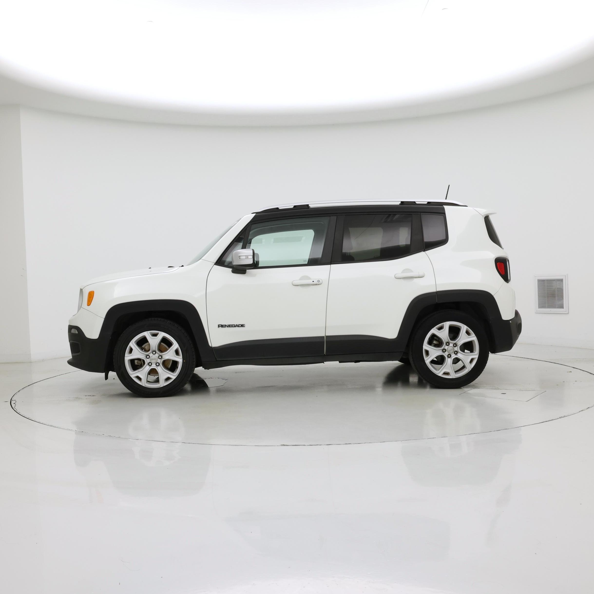 Thumbnail: 2018 Jeep Renegade - 3
