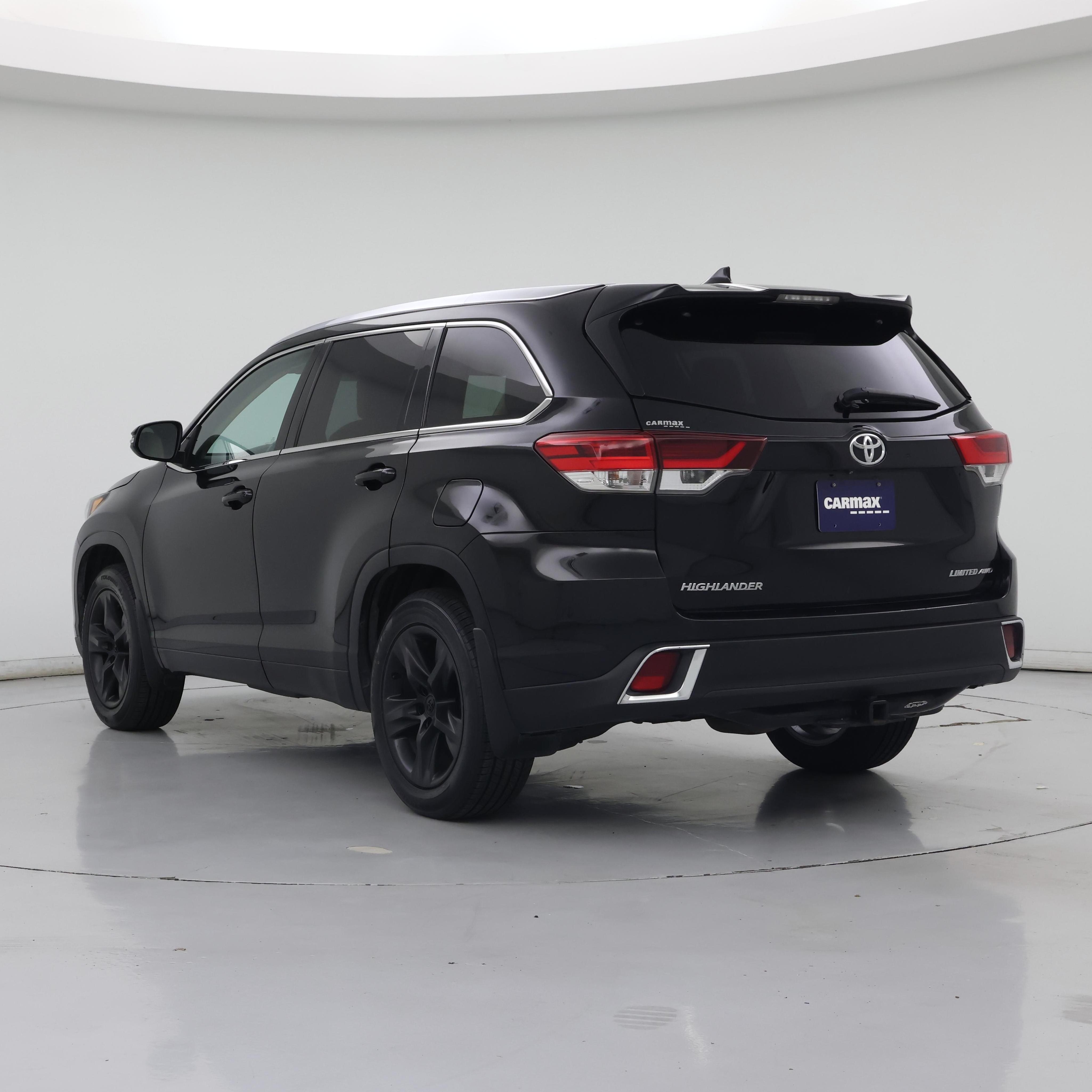 Thumbnail: 2019 Toyota Highlander - 2