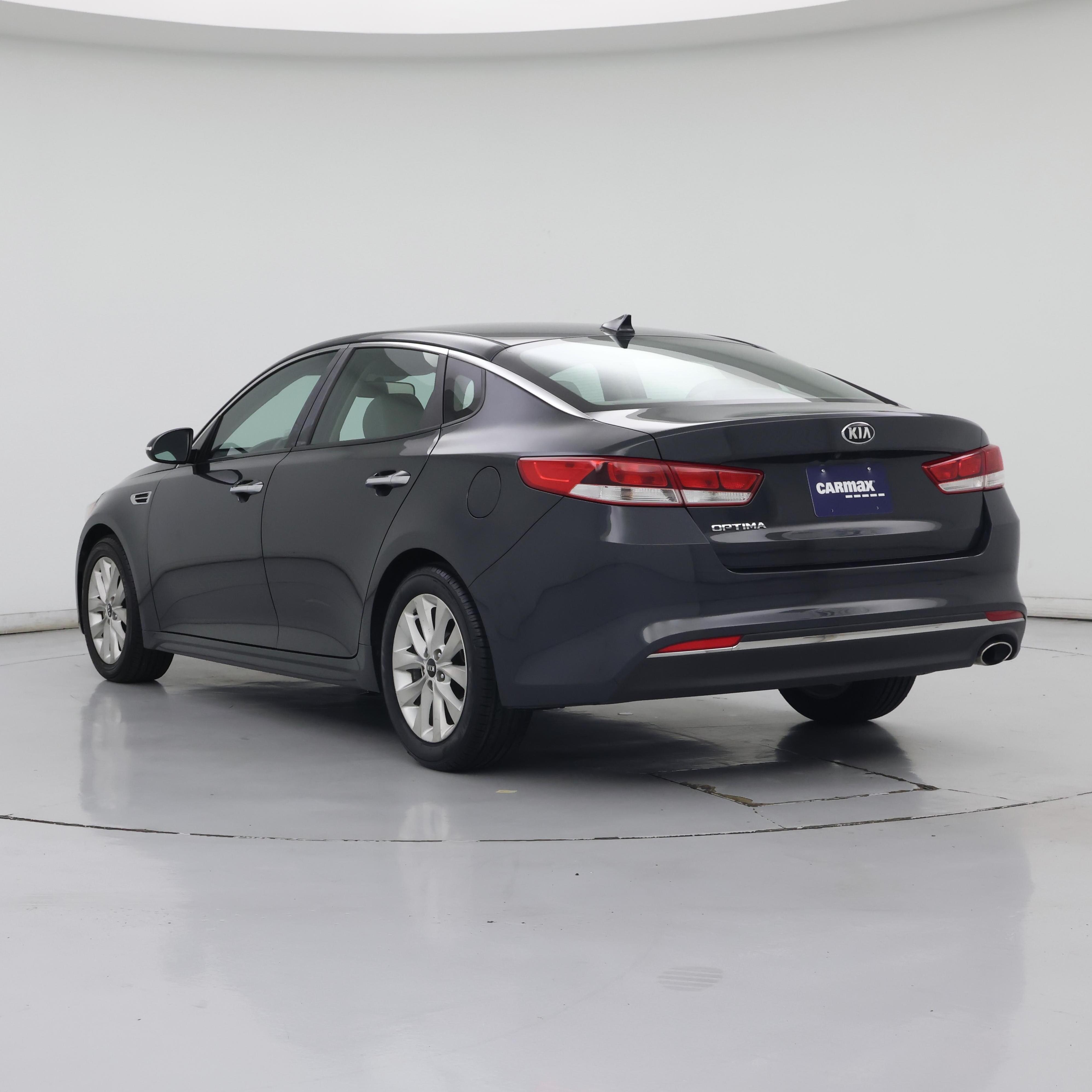 Thumbnail: 2016 Kia Optima - 2
