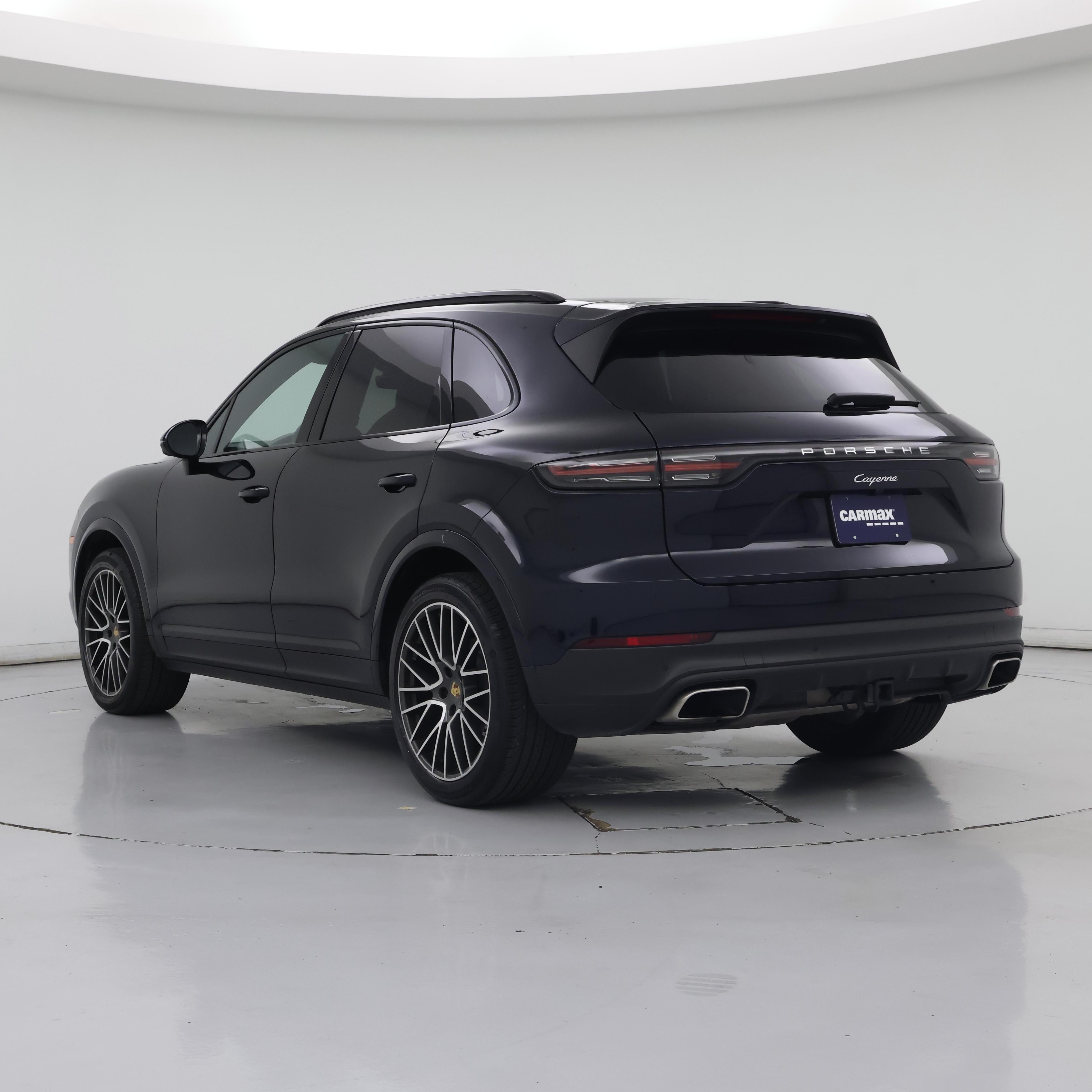 Thumbnail: 2023 Porsche Cayenne - 2