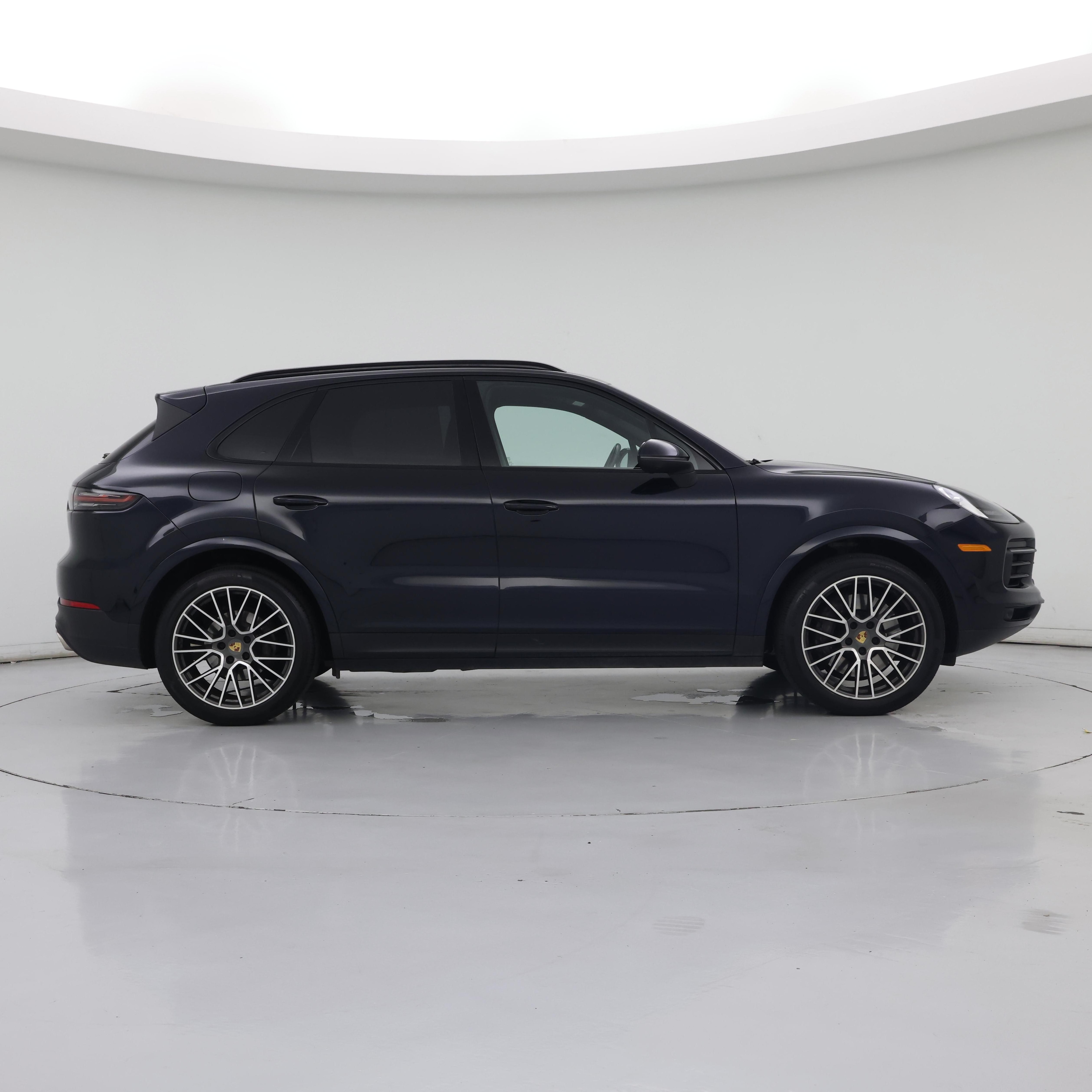 Thumbnail: 2023 Porsche Cayenne - 7