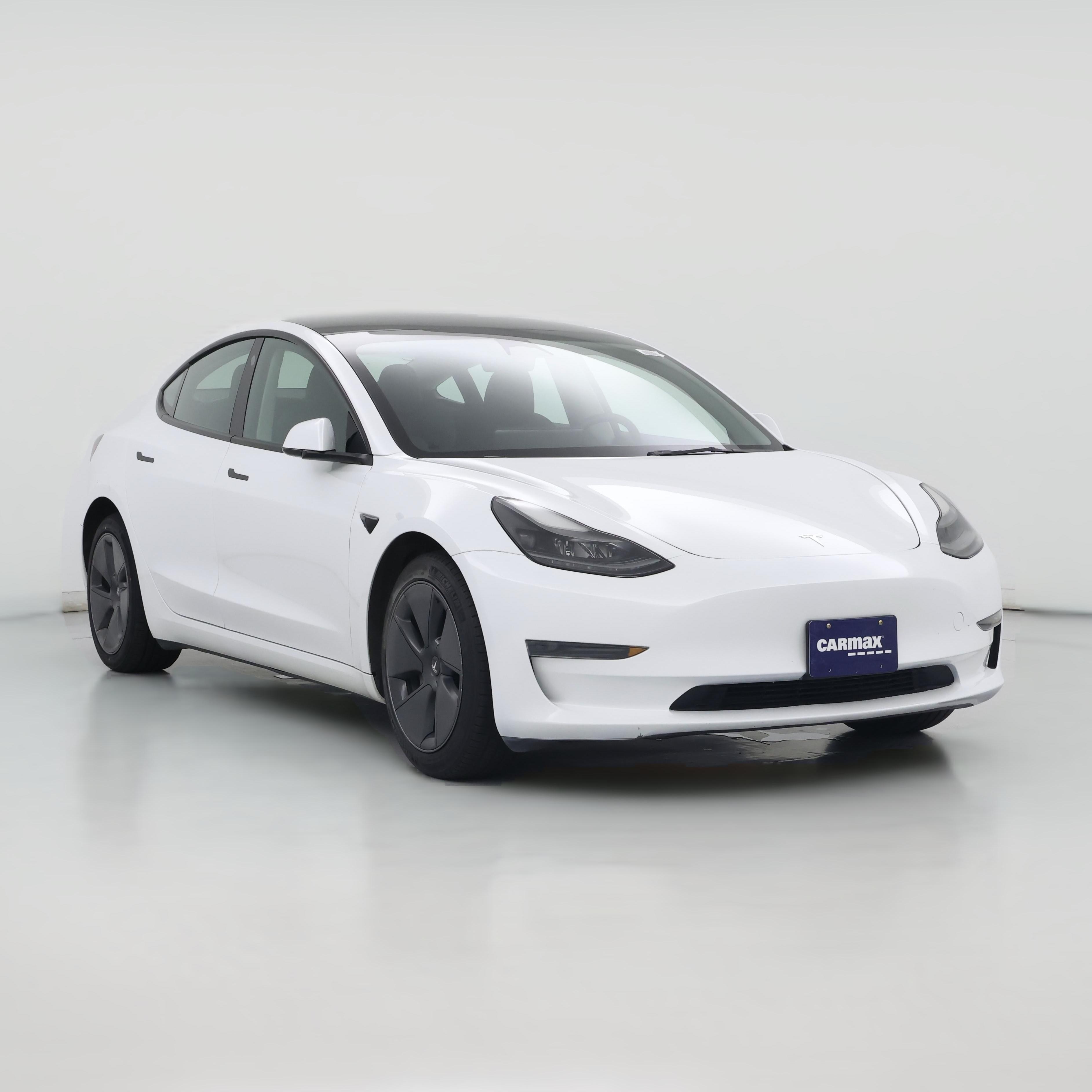 Thumbnail: 2023 Tesla Model 3 - 1