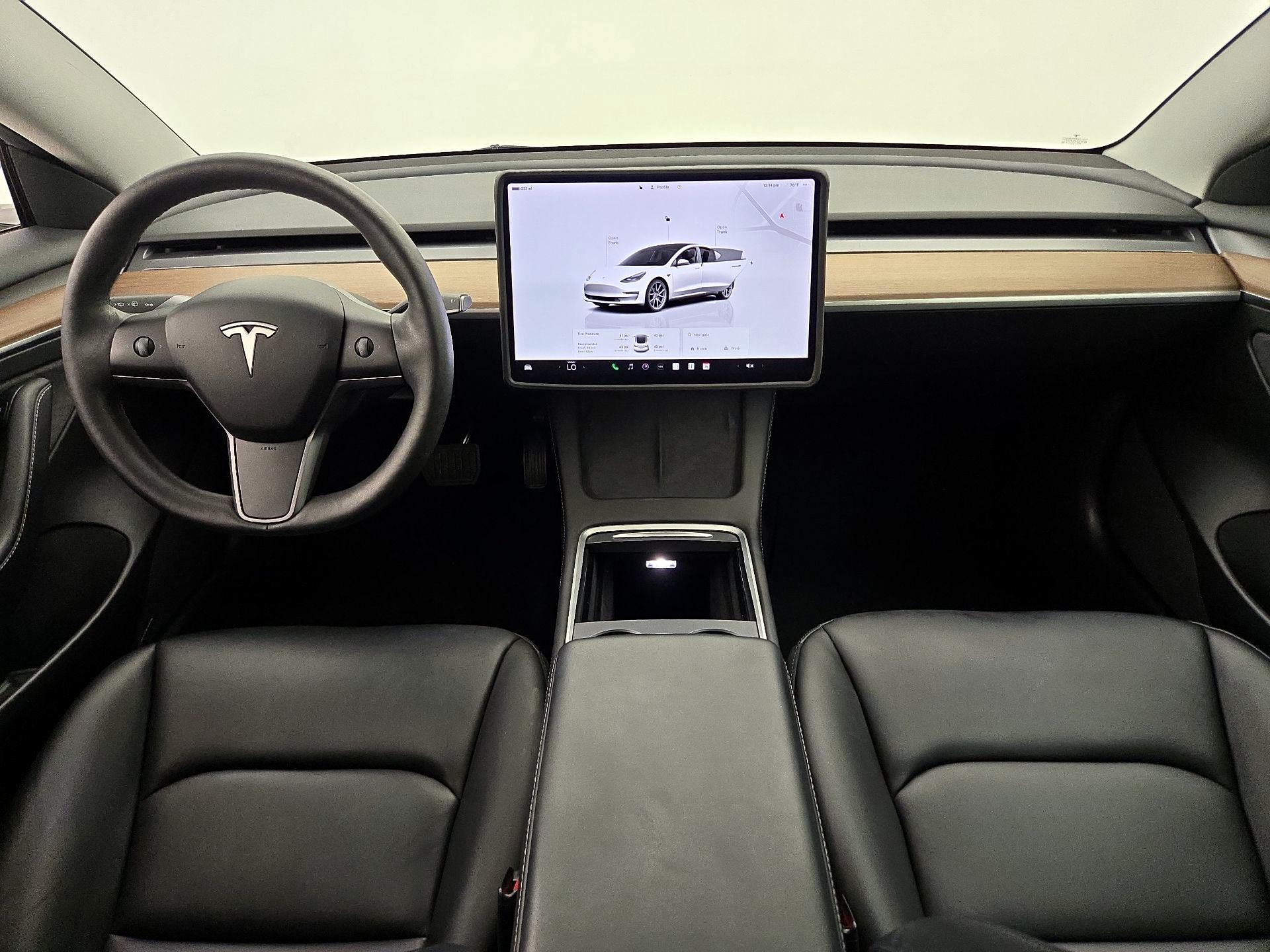 Thumbnail: 2023 Tesla Model 3 - 9