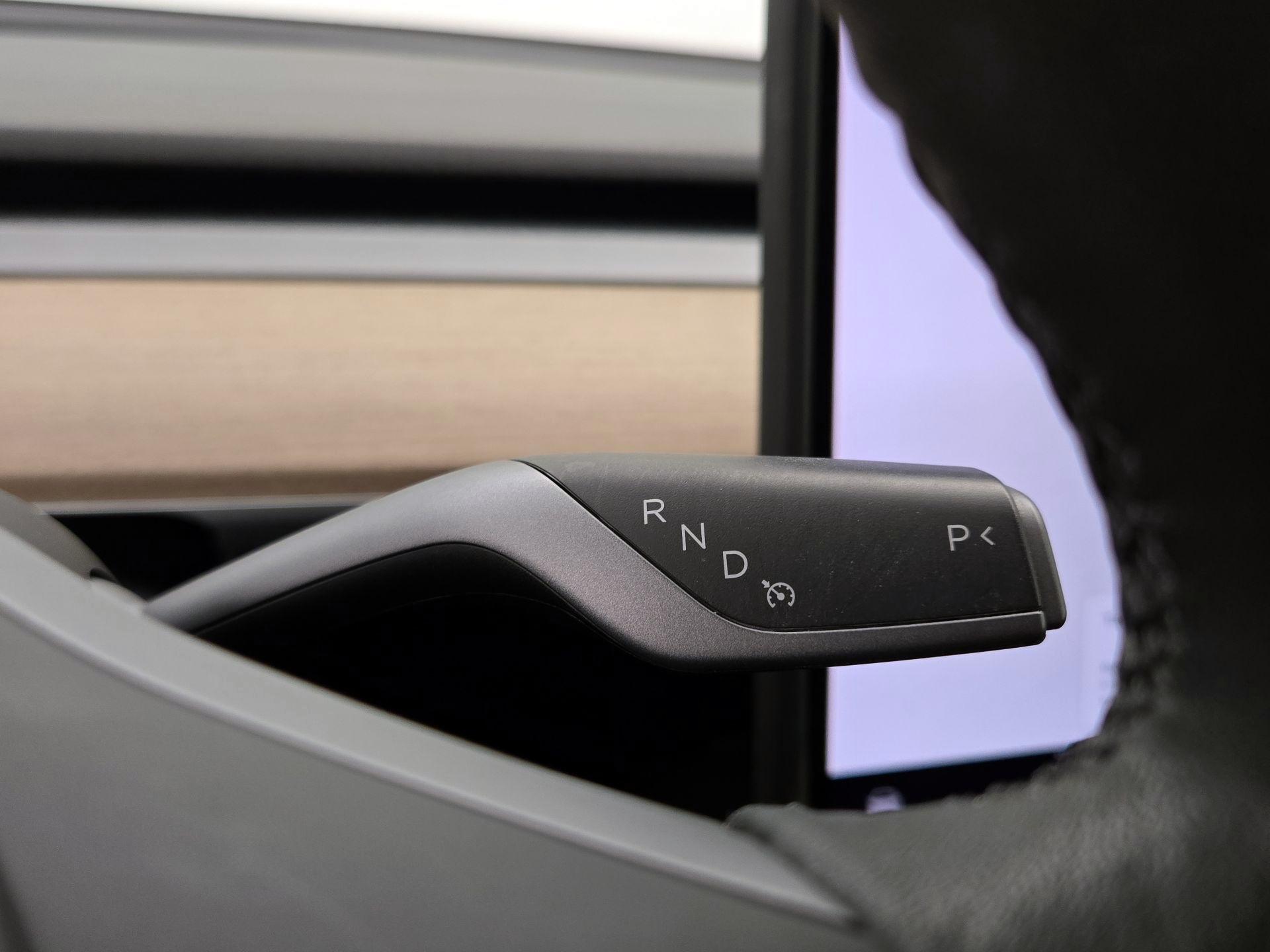 Thumbnail: 2023 Tesla Model 3 - 17