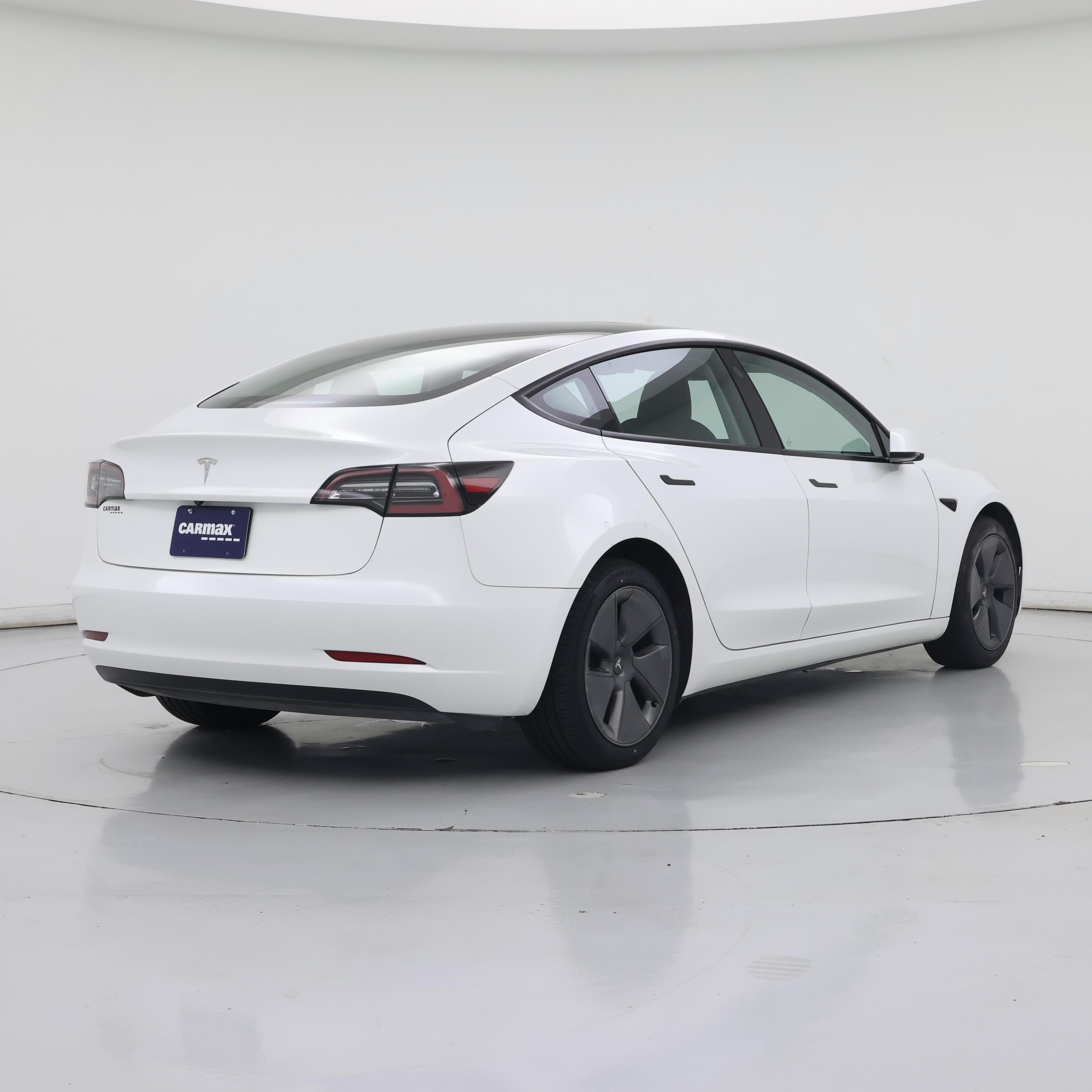 Thumbnail: 2023 Tesla Model 3 - 8