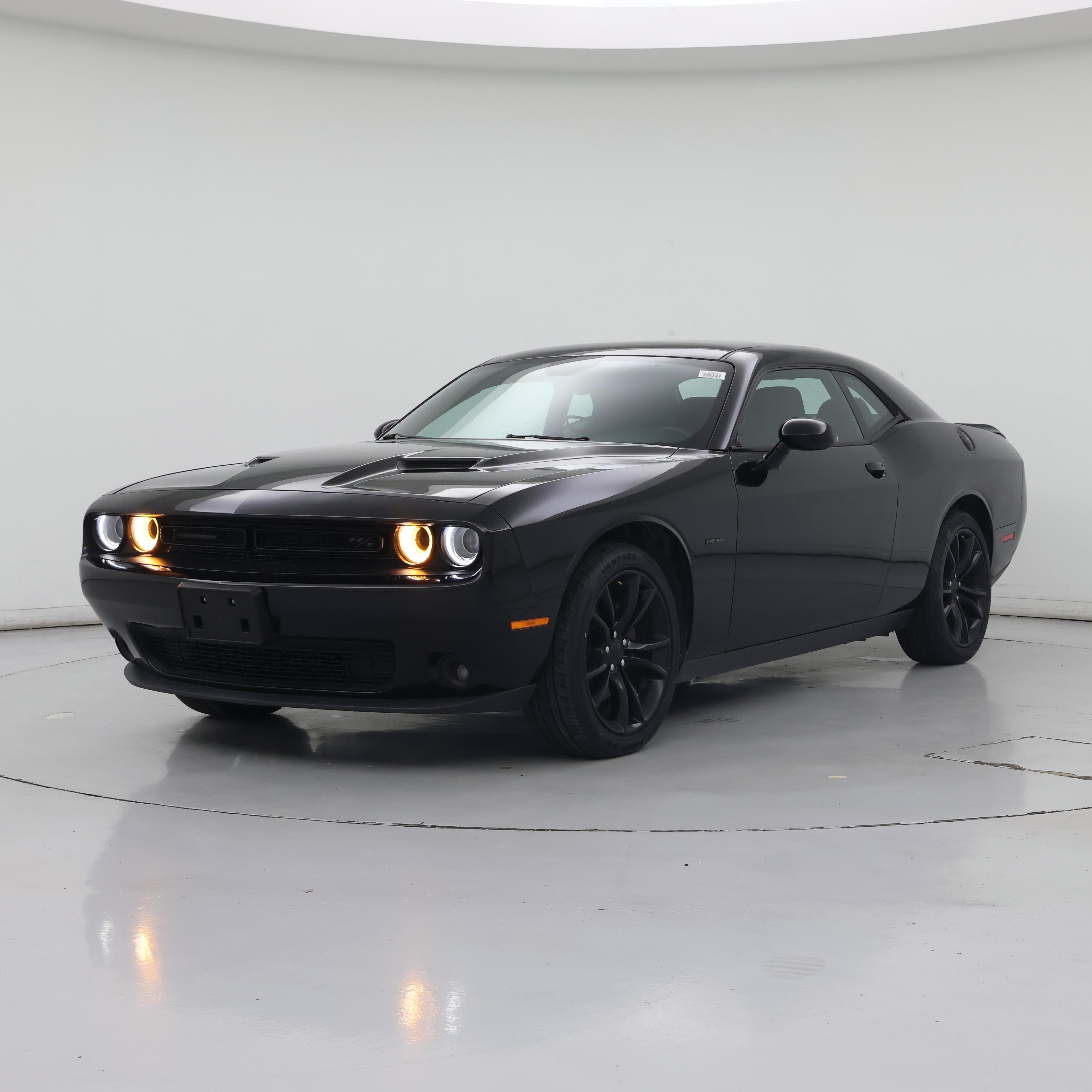 Thumbnail: 2016 Dodge Challenger - 4