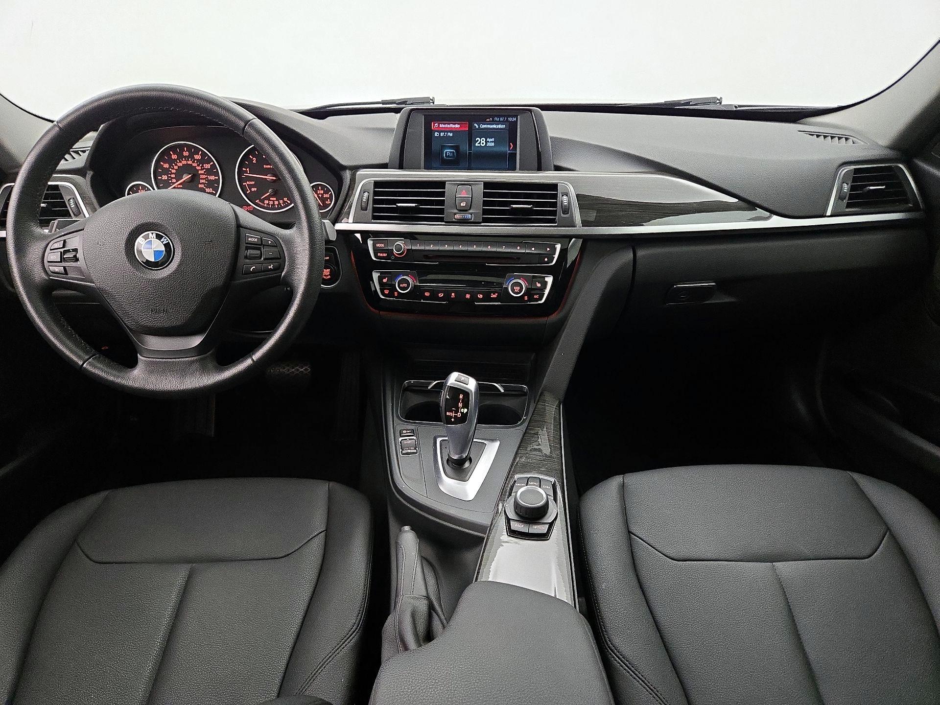 Thumbnail: 2018 BMW 3 Series - 9