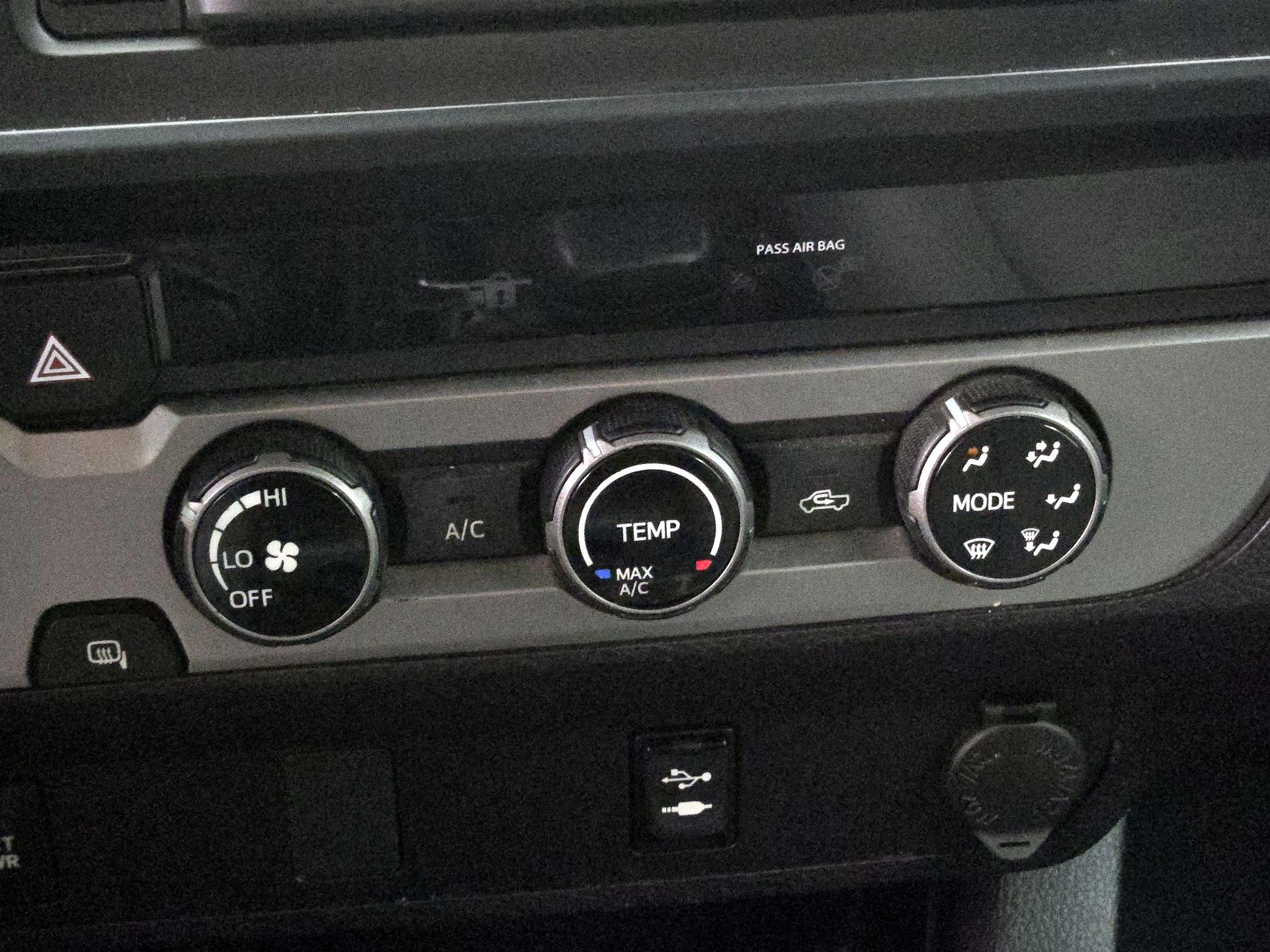 Thumbnail: 2018 Toyota Tacoma - 16