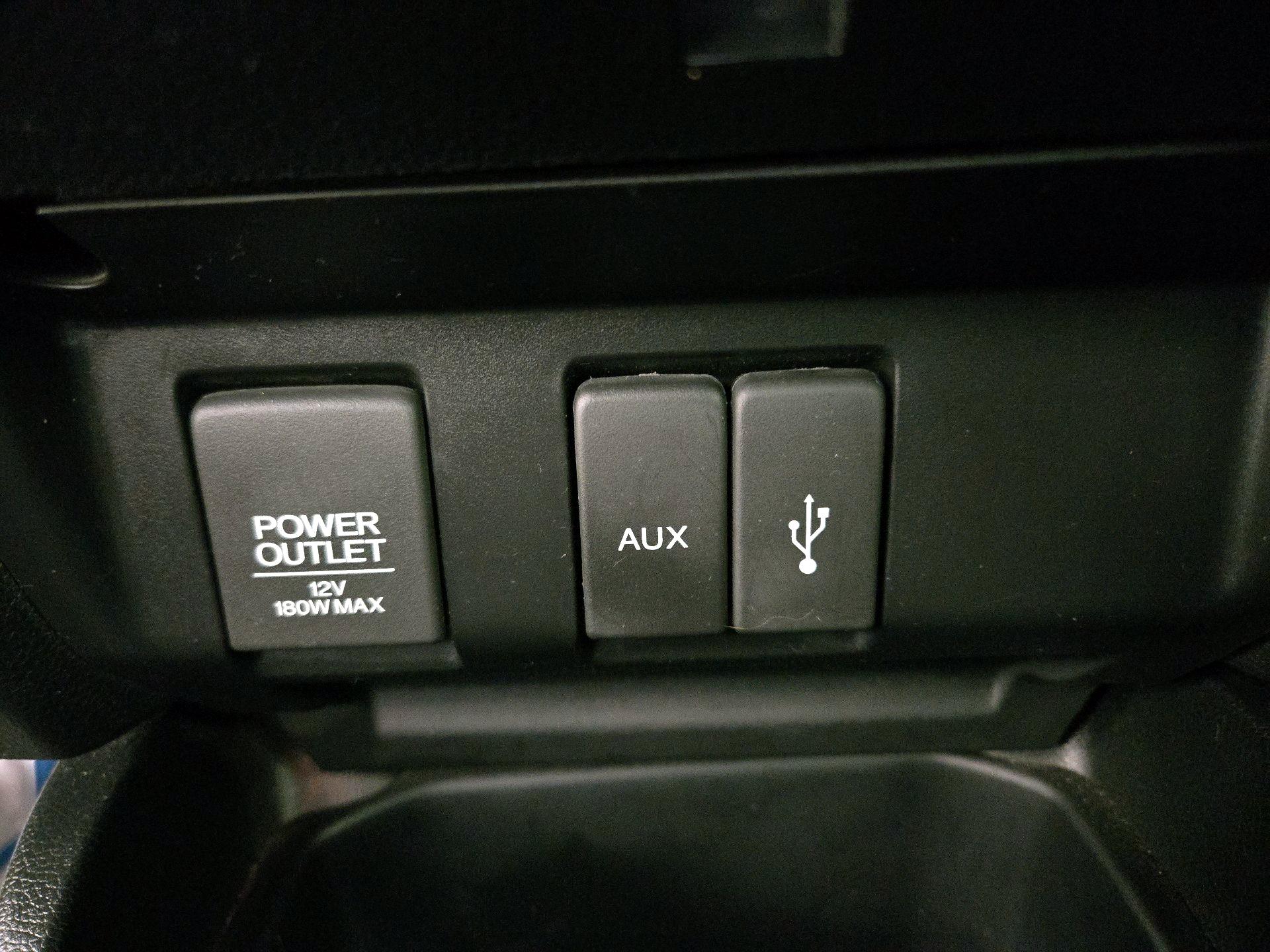 Thumbnail: 2015 Honda Fit - 18