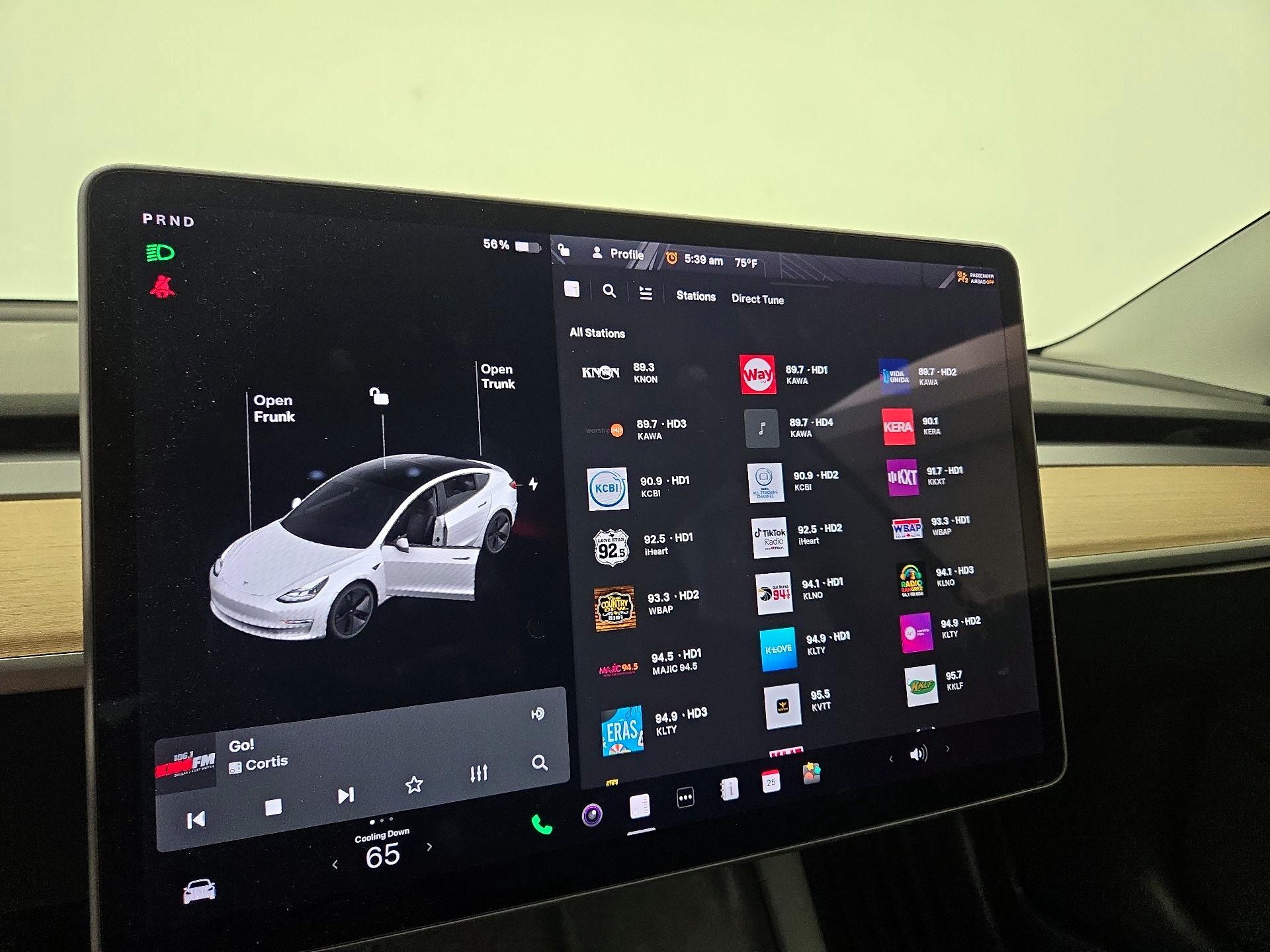 Thumbnail: 2021 Tesla Model 3 - 15