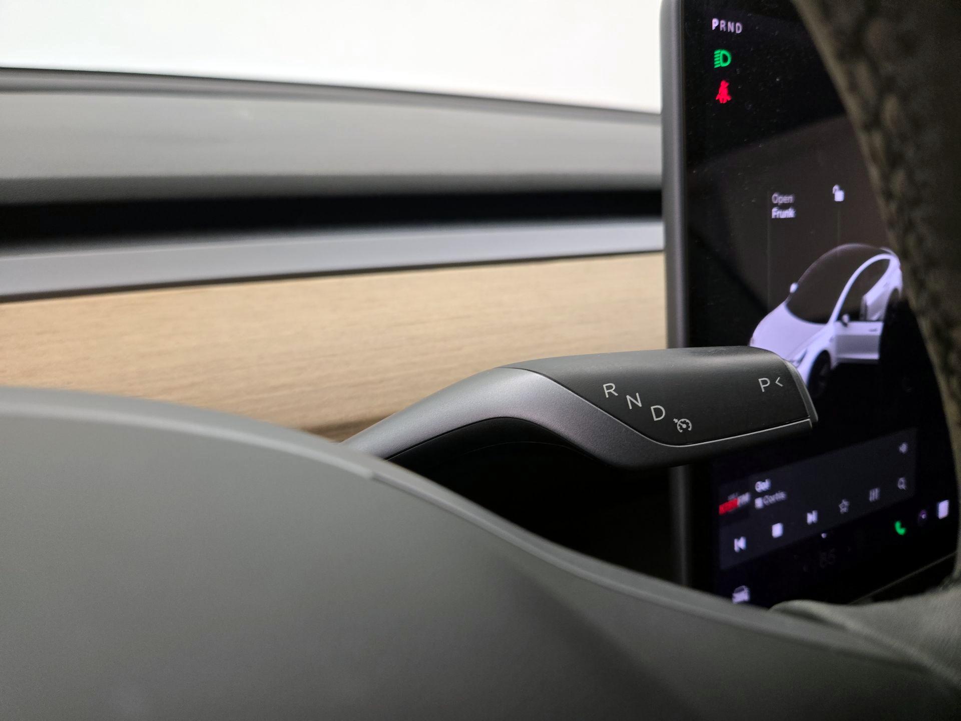 Thumbnail: 2021 Tesla Model 3 - 17