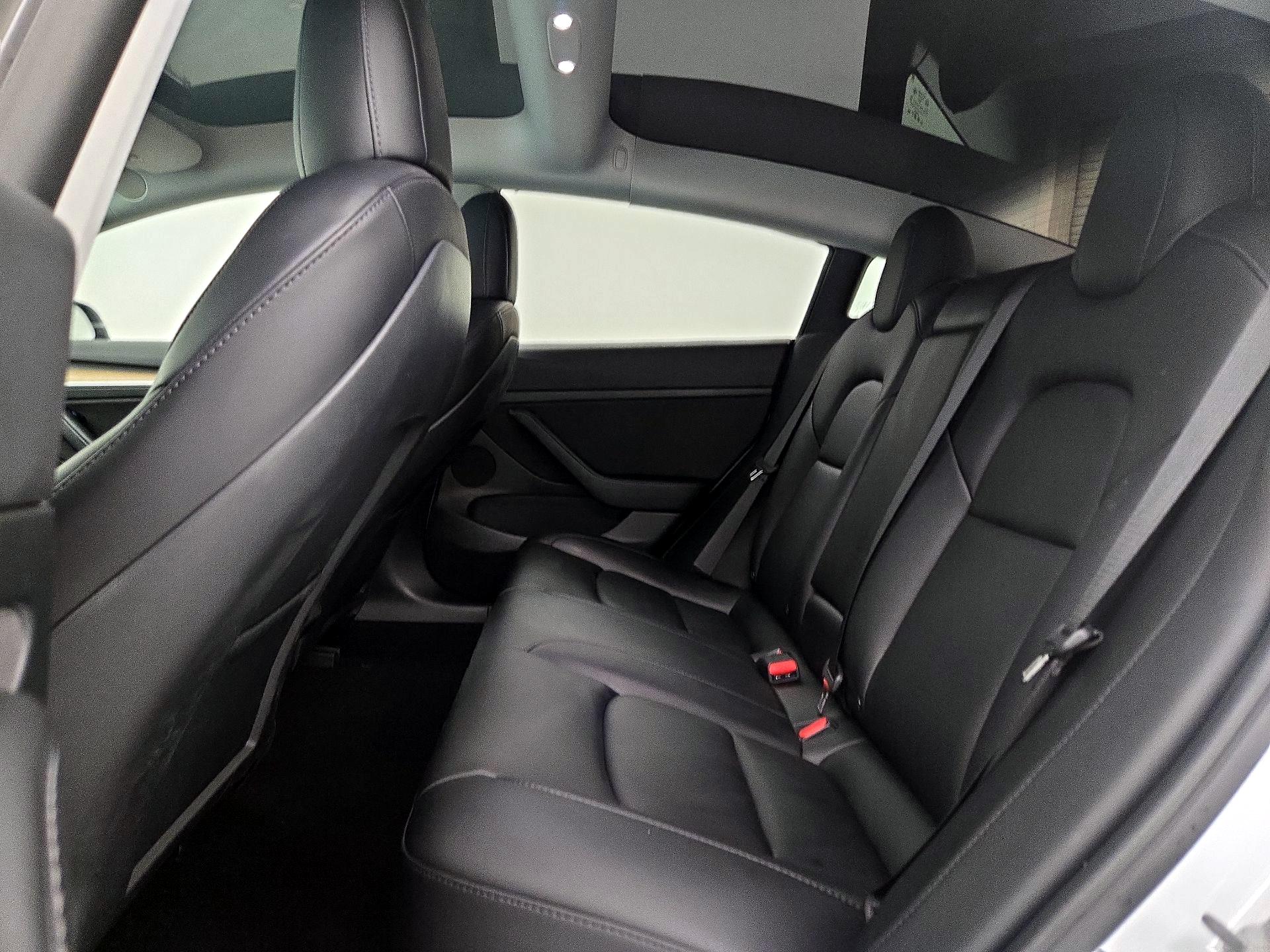 Thumbnail: 2021 Tesla Model 3 - 20